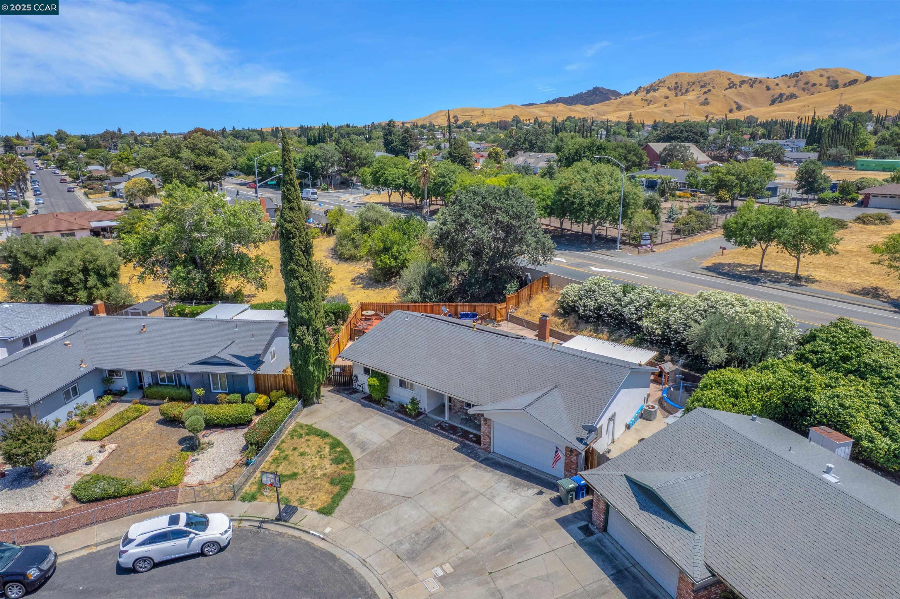 4175 Stephanie Way, Pittsburg, California 94565, 3 Bedrooms Bedrooms, 7 Rooms Rooms,2 BathroomsBathrooms,Residential,For Sale,4175 Stephanie Way,41103381