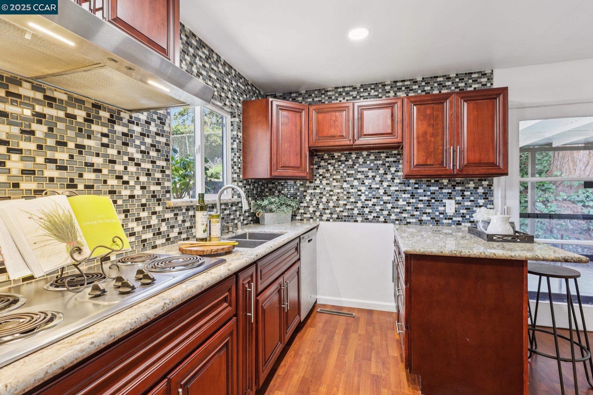 2344 Shannon Ave, San Pablo, California 94806, 4 Bedrooms Bedrooms, 7 Rooms Rooms,2 BathroomsBathrooms,Residential,For Sale,2344 Shannon Ave,41103382