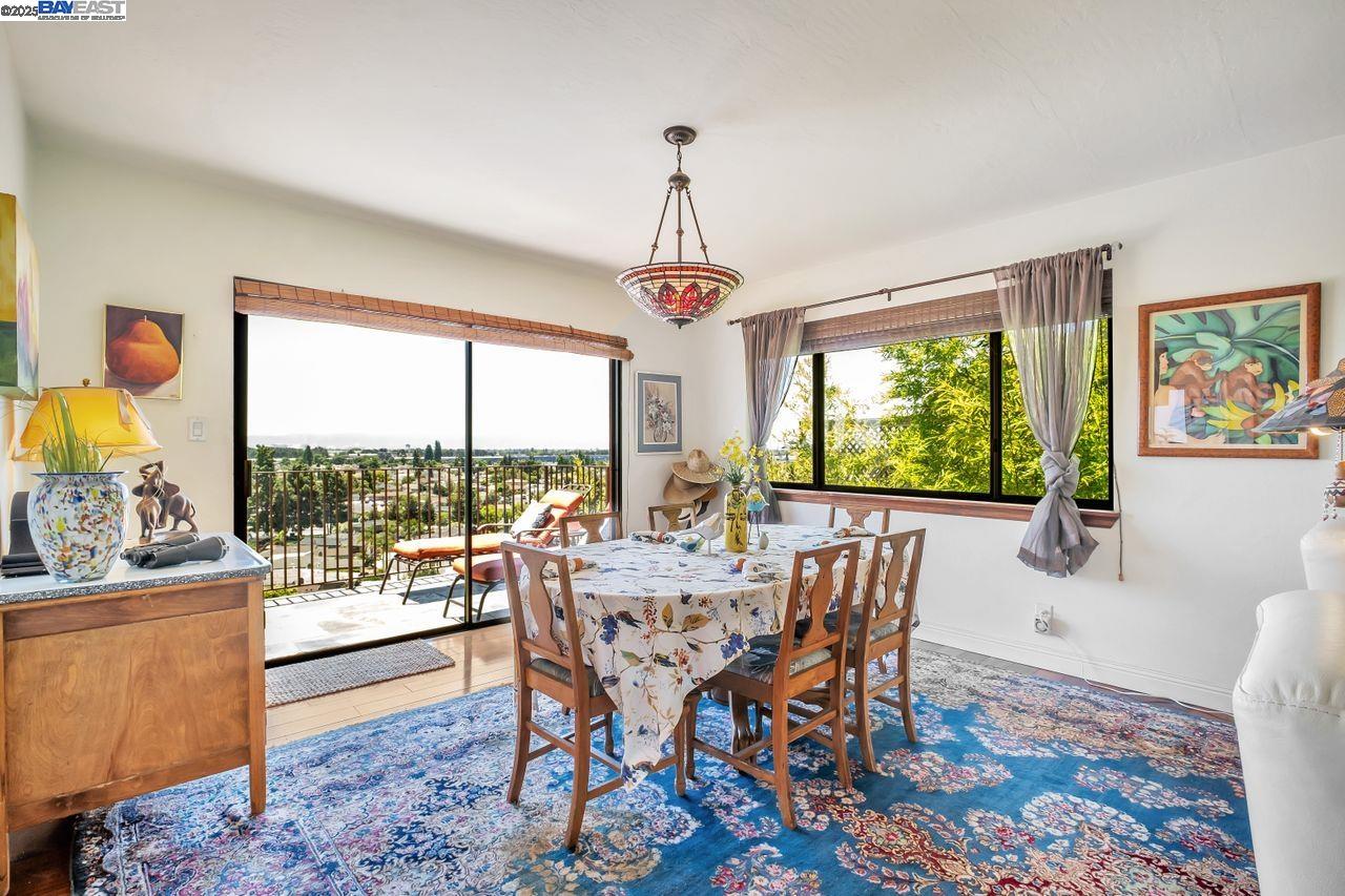31865 Chicoine Ave, Hayward, California 94544, 3 Bedrooms Bedrooms, 6 Rooms Rooms,2 BathroomsBathrooms,Residential,For Sale,31865 Chicoine Ave,41103383