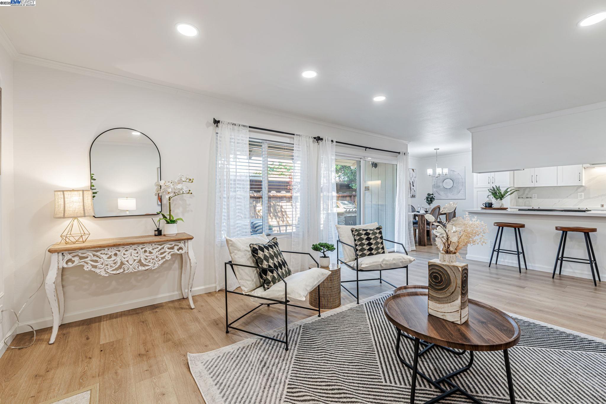 825 Oak Grove Rd # 15, Concord, California 94518, 3 Bedrooms Bedrooms, 7 Rooms Rooms,2 BathroomsBathrooms,Residential,For Sale,825 Oak Grove Rd # 15,41103384