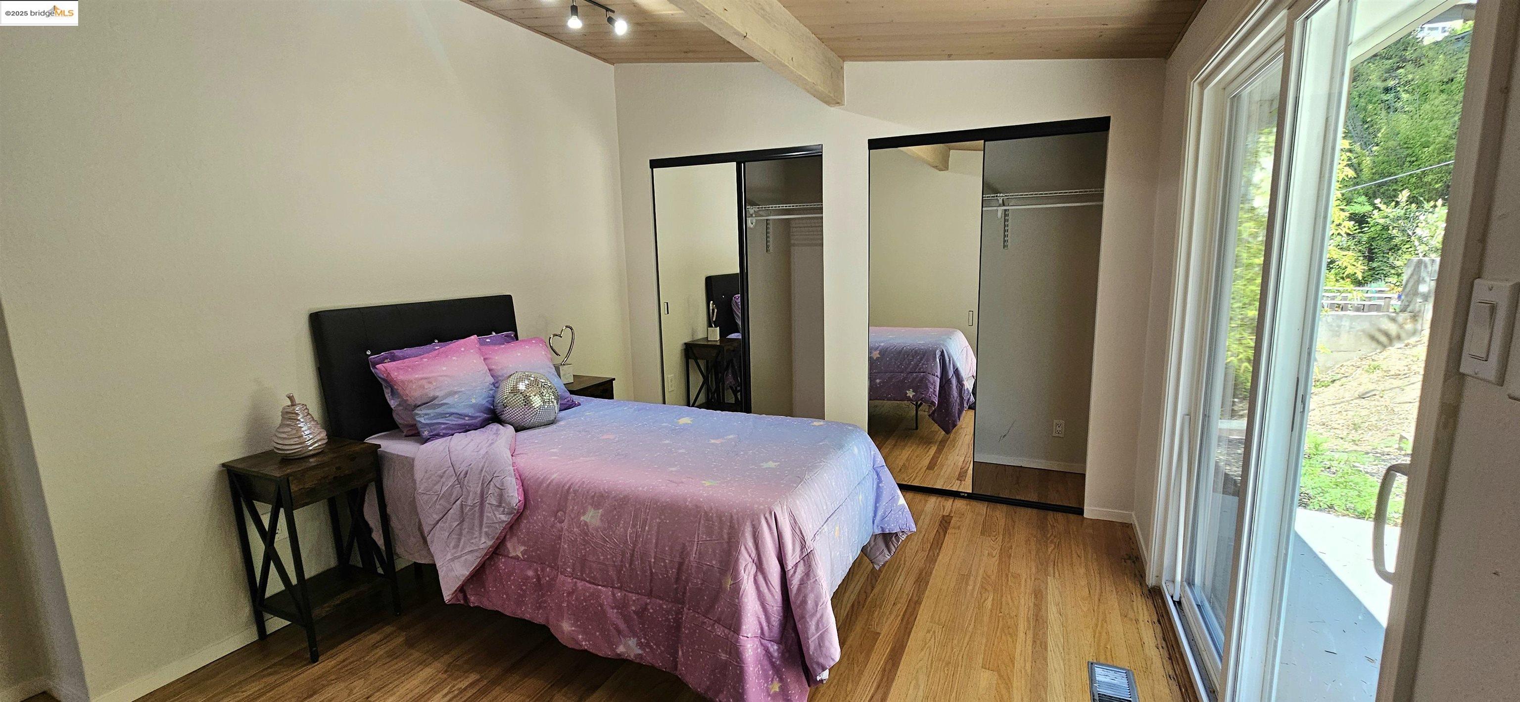 7030 Snake Rd, Oakland, California 94611, 4 Bedrooms Bedrooms, 9 Rooms Rooms,2 BathroomsBathrooms,Residential,For Sale,7030 Snake Rd,41103385