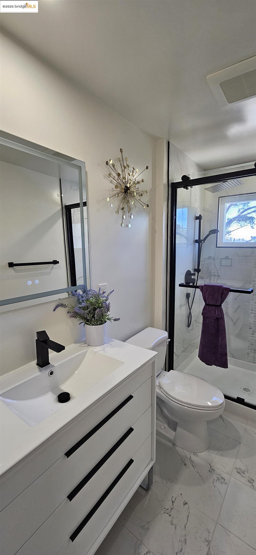 7030 Snake Rd, Oakland, California 94611, 4 Bedrooms Bedrooms, 9 Rooms Rooms,2 BathroomsBathrooms,Residential,For Sale,7030 Snake Rd,41103385