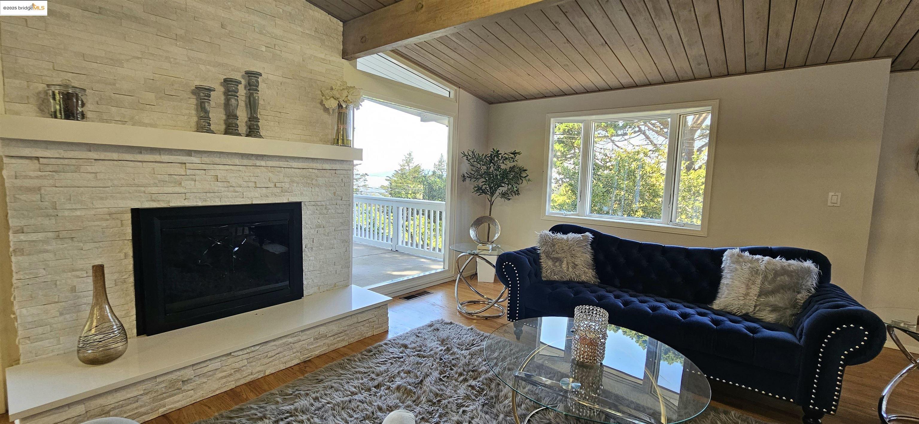 7030 Snake Rd, Oakland, California 94611, 4 Bedrooms Bedrooms, 9 Rooms Rooms,2 BathroomsBathrooms,Residential,For Sale,7030 Snake Rd,41103385