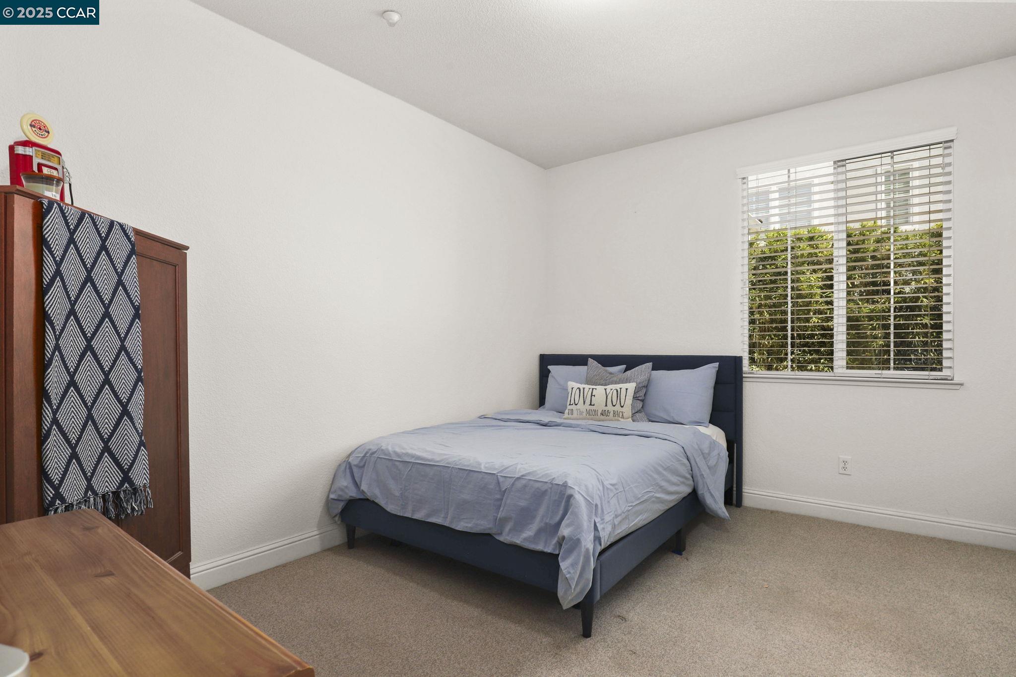 Detail Gallery Image 18 of 39 For 21 Foxglove Ct, Oakley,  CA 94561 - 5 Beds | 3/1 Baths