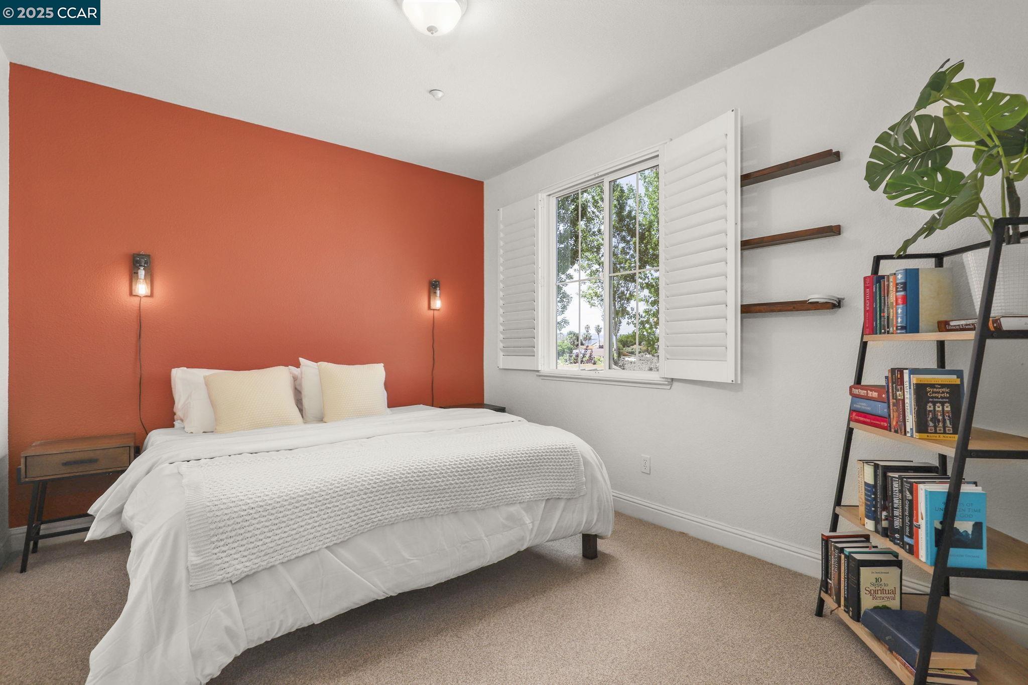 Detail Gallery Image 25 of 39 For 21 Foxglove Ct, Oakley,  CA 94561 - 5 Beds | 3/1 Baths