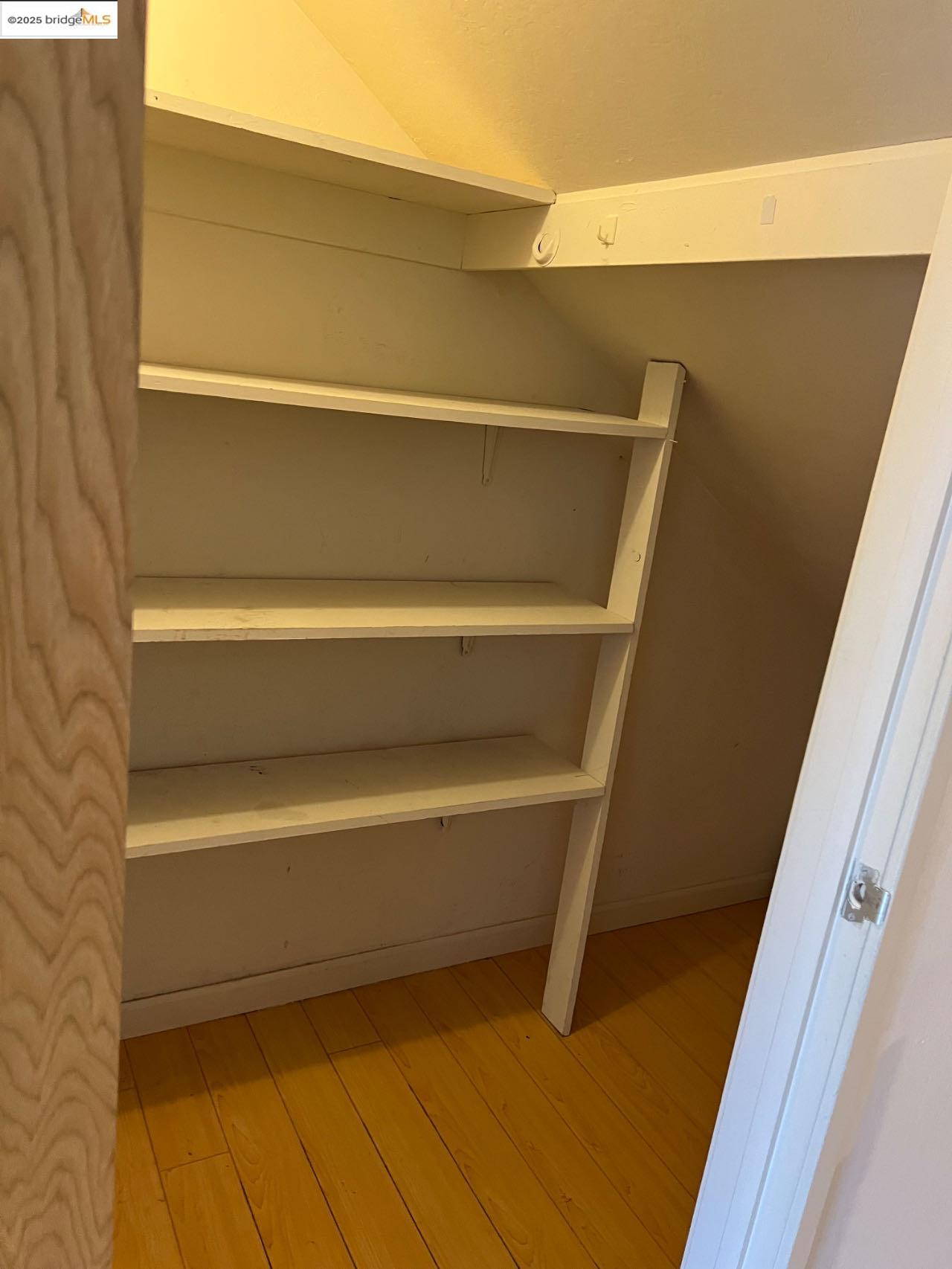 Detail Gallery Image 11 of 19 For 651 Moraga Rd #27,  Moraga,  CA 94556 - 2 Beds | 1/1 Baths