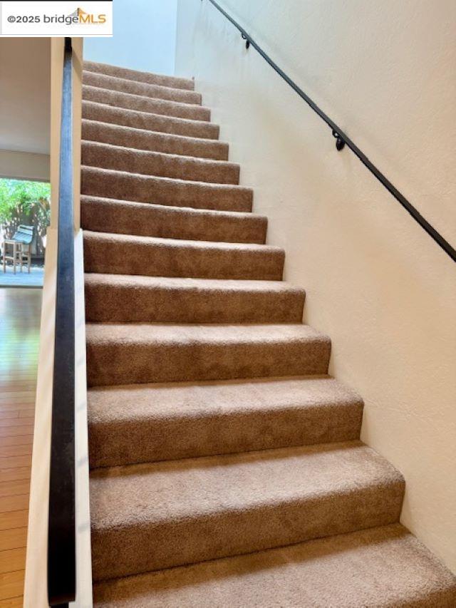 Detail Gallery Image 12 of 19 For 651 Moraga Rd #27,  Moraga,  CA 94556 - 2 Beds | 1/1 Baths
