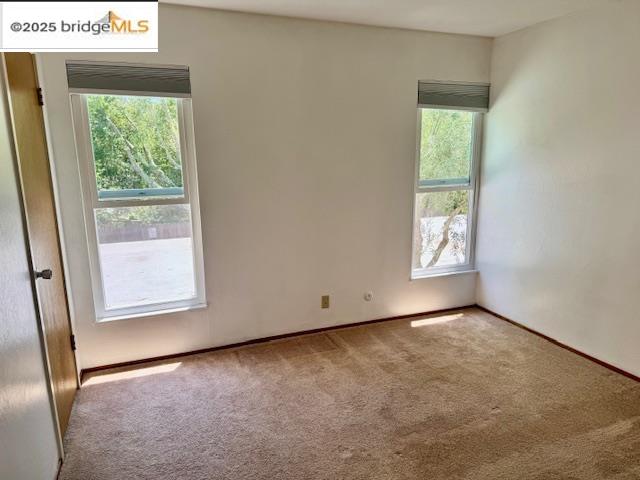 Detail Gallery Image 15 of 19 For 651 Moraga Rd #27,  Moraga,  CA 94556 - 2 Beds | 1/1 Baths