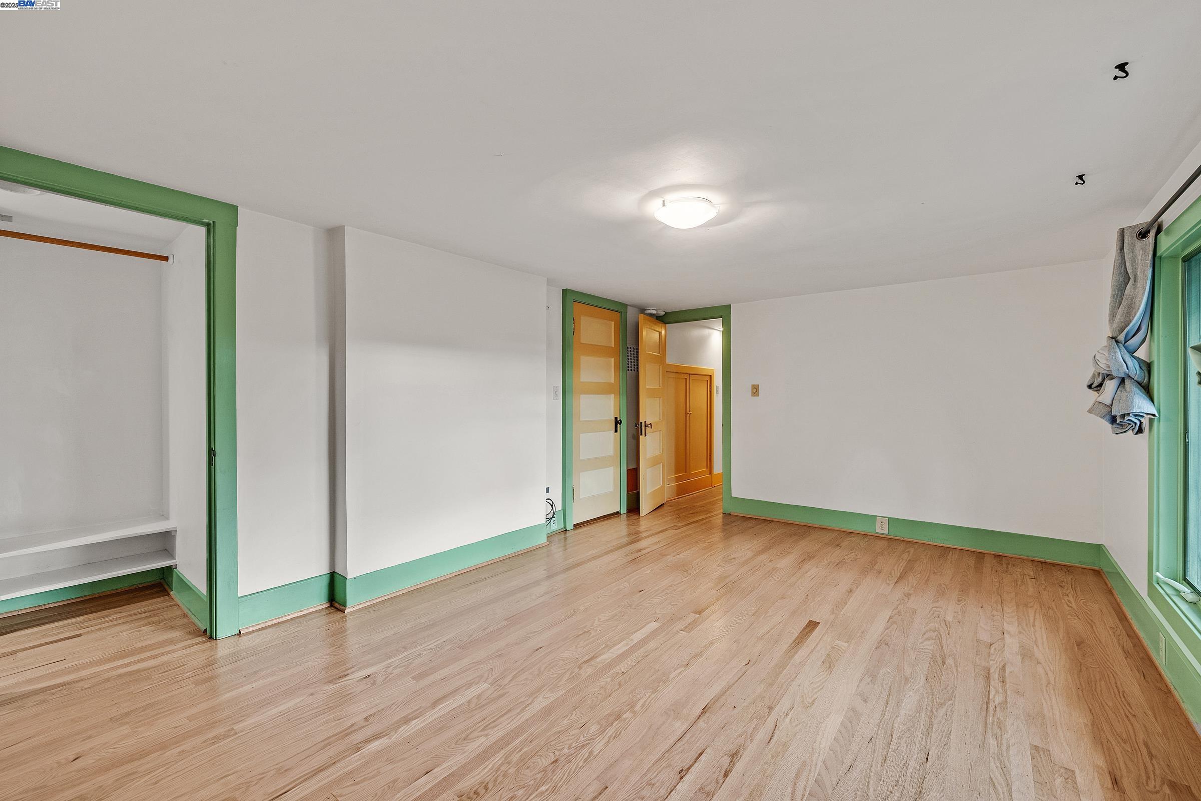 Detail Gallery Image 29 of 54 For 1012 Elbert St, Oakland,  CA 94602 - 2 Beds | 2 Baths