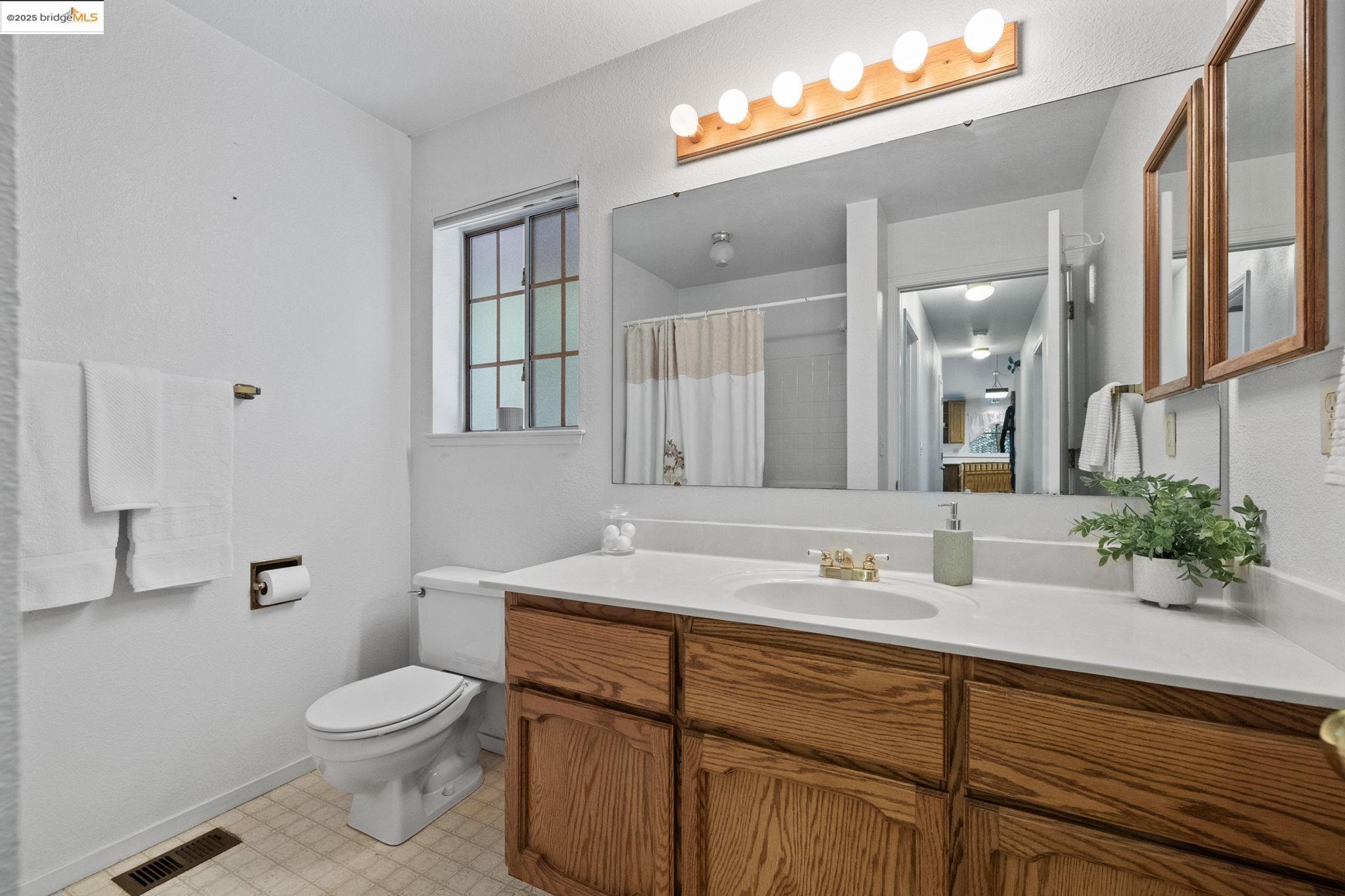 21517 Crystal Falls Drive, Sonora, California 95370, 3 Bedrooms Bedrooms, 7 Rooms Rooms,2 BathroomsBathrooms,Residential,For Sale,21517 Crystal Falls Drive,41103389
