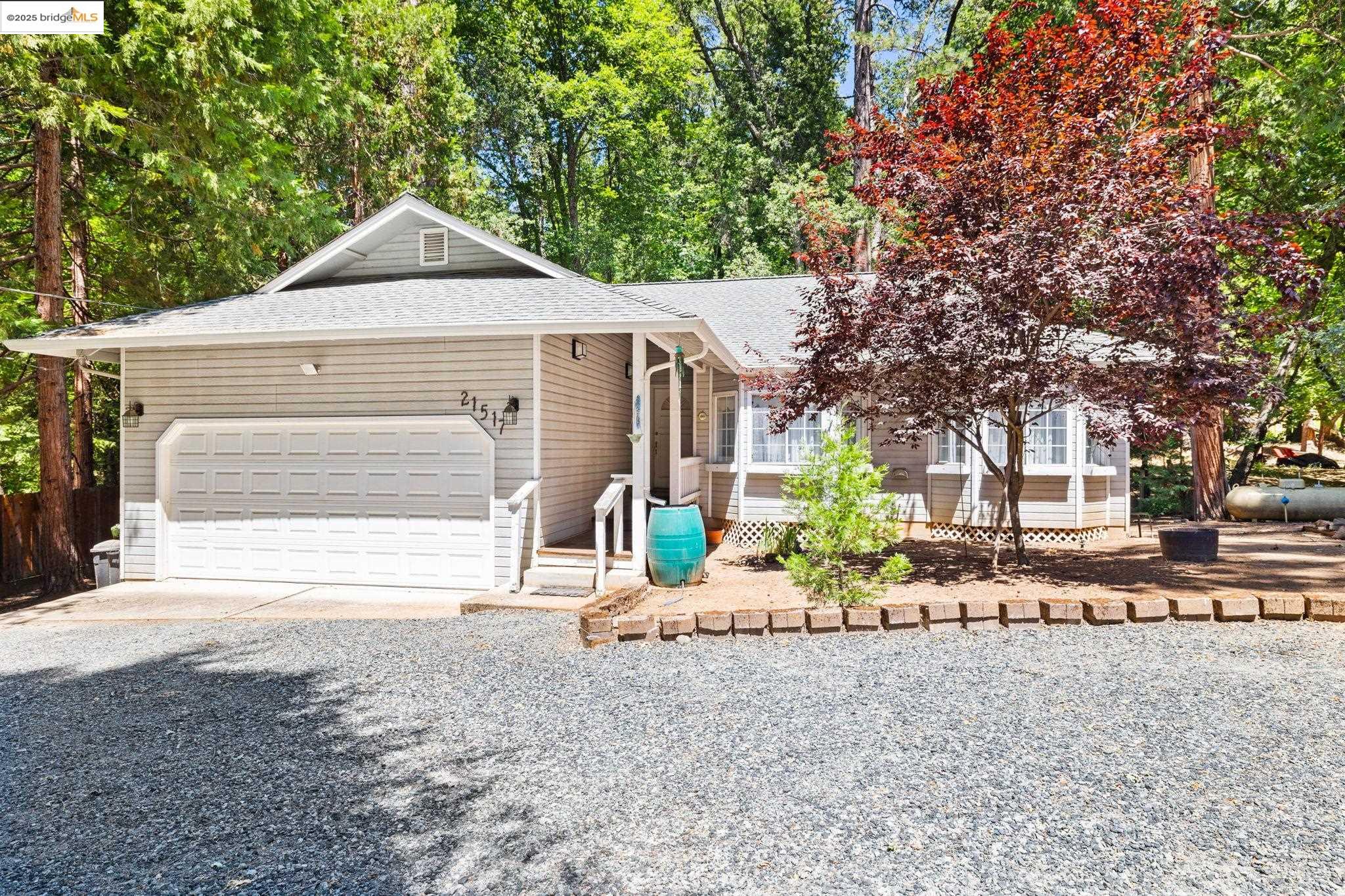 21517 Crystal Falls Drive, Sonora, California 95370, 3 Bedrooms Bedrooms, 7 Rooms Rooms,2 BathroomsBathrooms,Residential,For Sale,21517 Crystal Falls Drive,41103389
