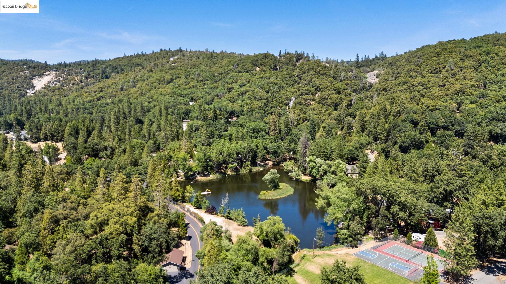 21517 Crystal Falls Drive, Sonora, California 95370, 3 Bedrooms Bedrooms, 7 Rooms Rooms,2 BathroomsBathrooms,Residential,For Sale,21517 Crystal Falls Drive,41103389