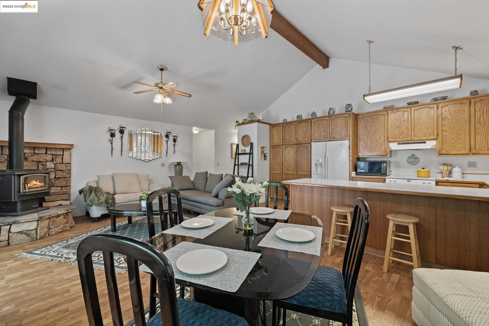 21517 Crystal Falls Drive, Sonora, California 95370, 3 Bedrooms Bedrooms, 7 Rooms Rooms,2 BathroomsBathrooms,Residential,For Sale,21517 Crystal Falls Drive,41103389