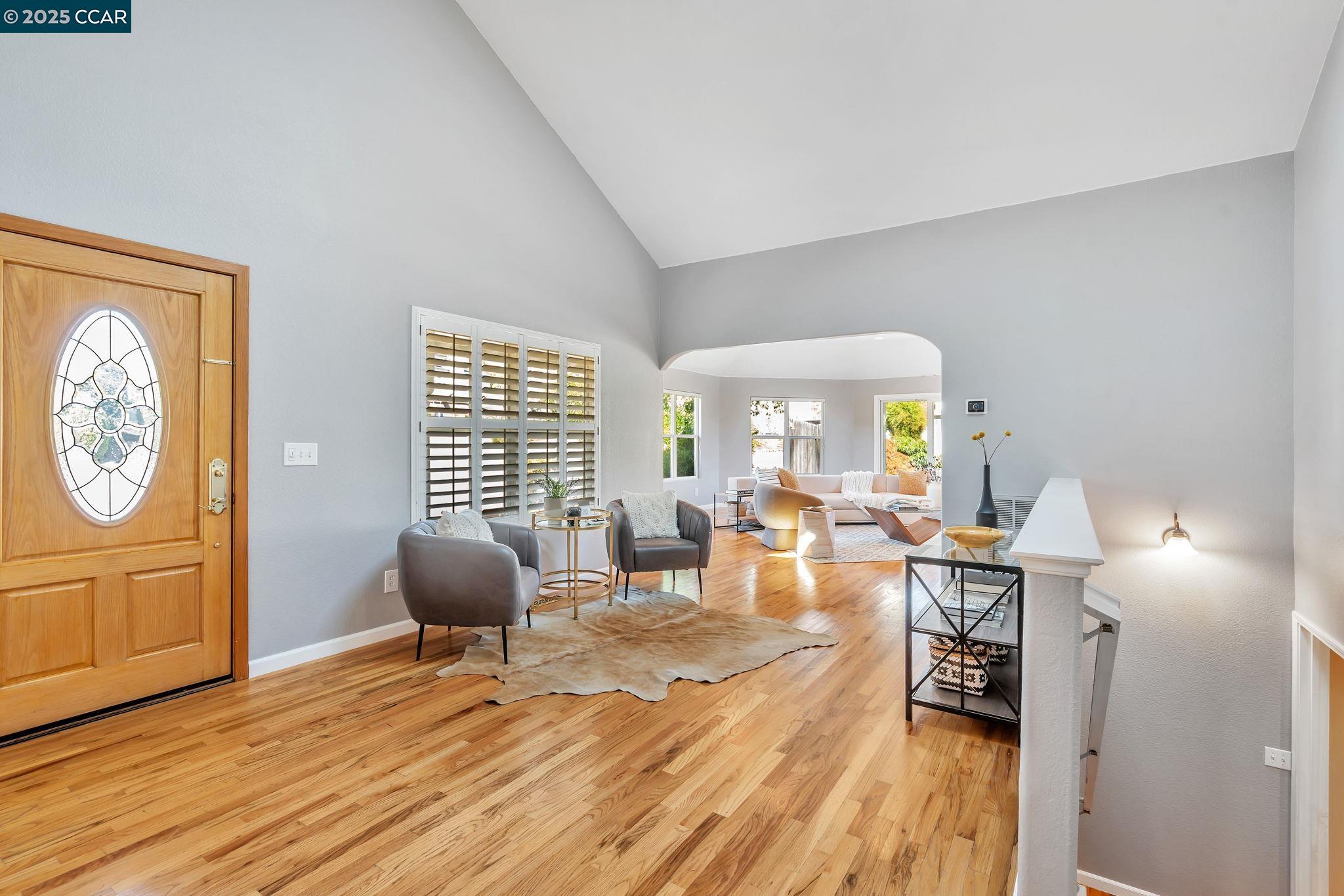 Detail Gallery Image 17 of 50 For 300 Saint Augustine Ct, Benicia,  CA 94510 - 4 Beds | 3 Baths