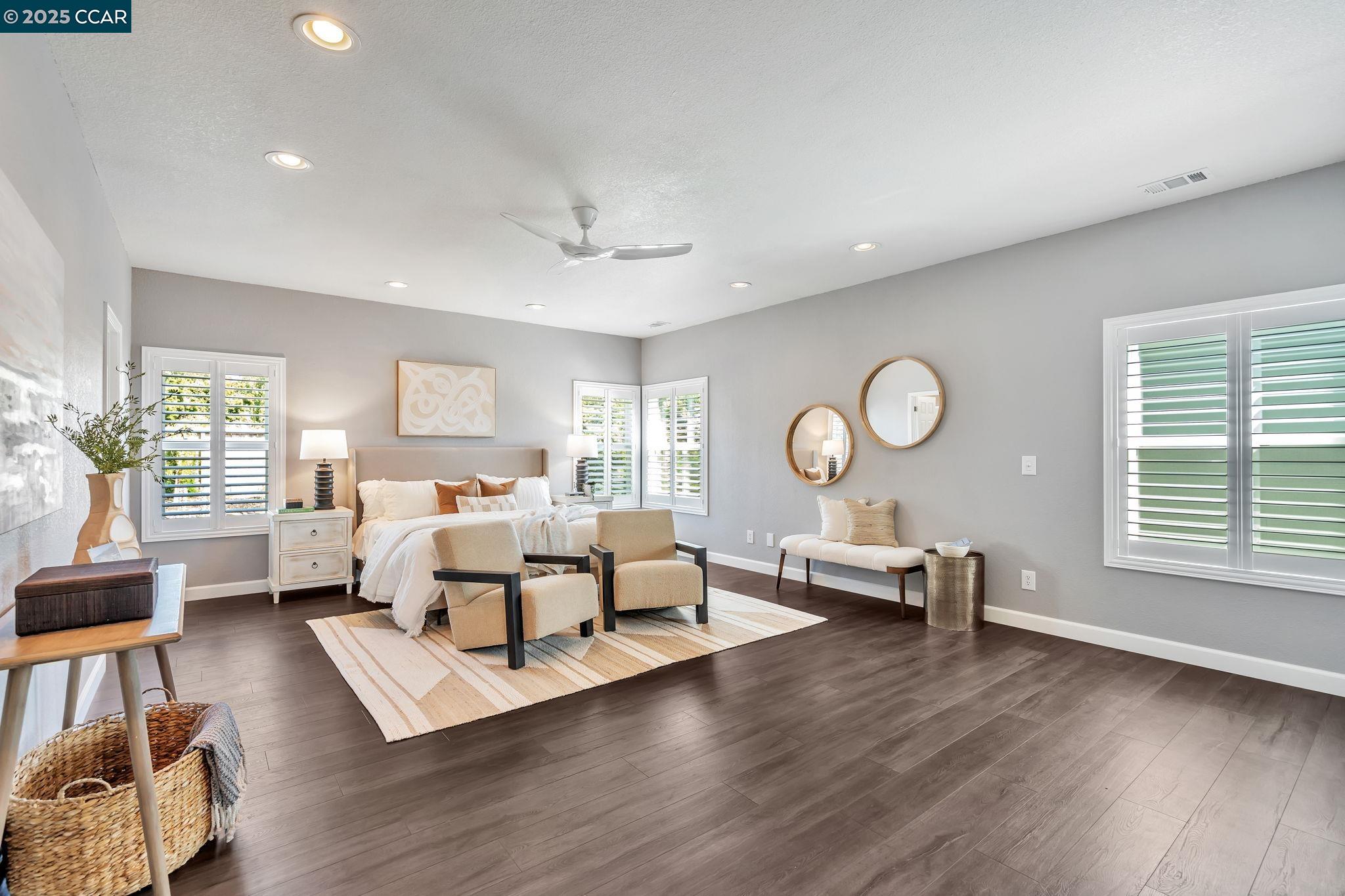 Detail Gallery Image 19 of 50 For 300 Saint Augustine Ct, Benicia,  CA 94510 - 4 Beds | 3 Baths