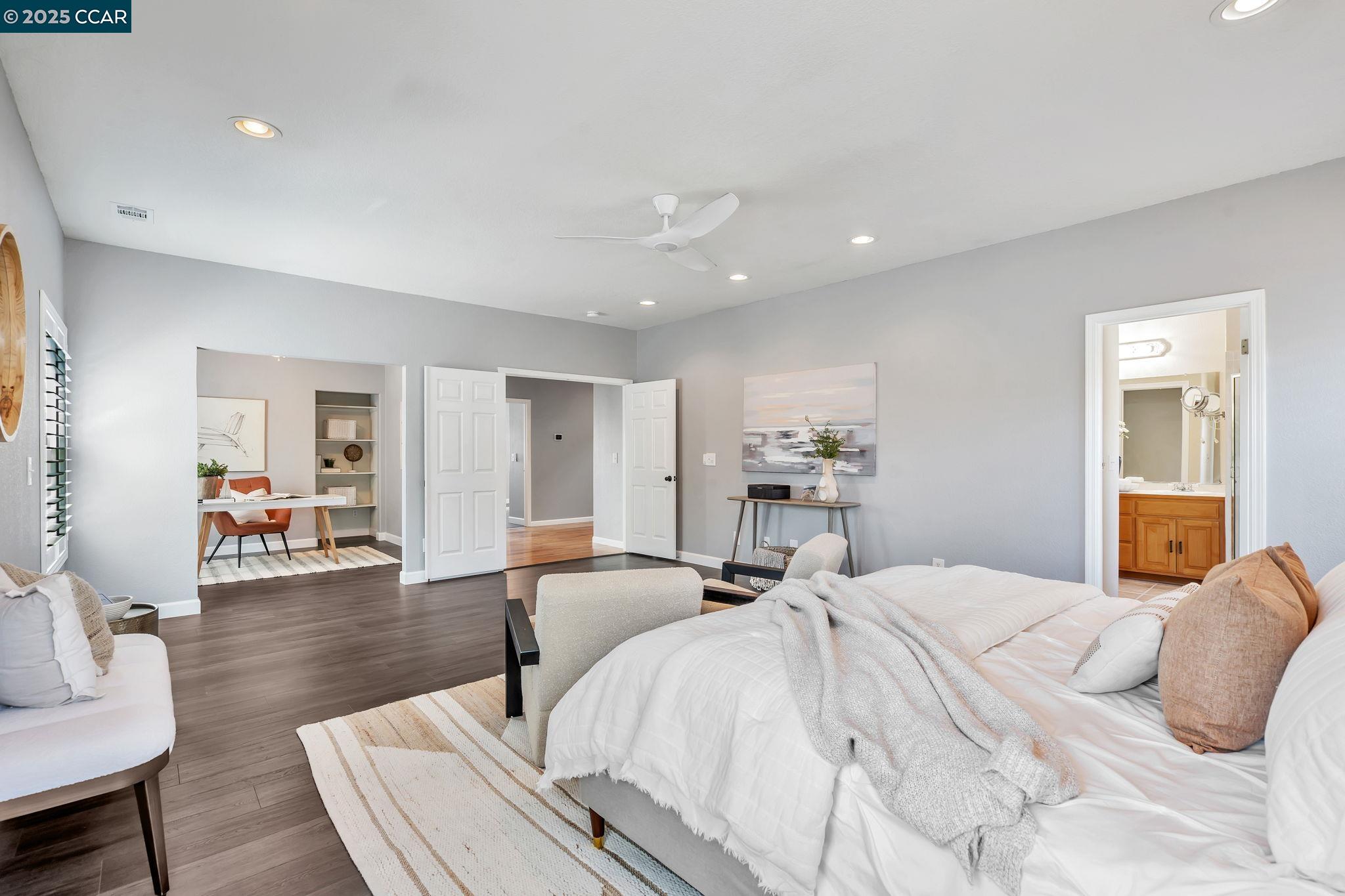 Detail Gallery Image 20 of 50 For 300 Saint Augustine Ct, Benicia,  CA 94510 - 4 Beds | 3 Baths