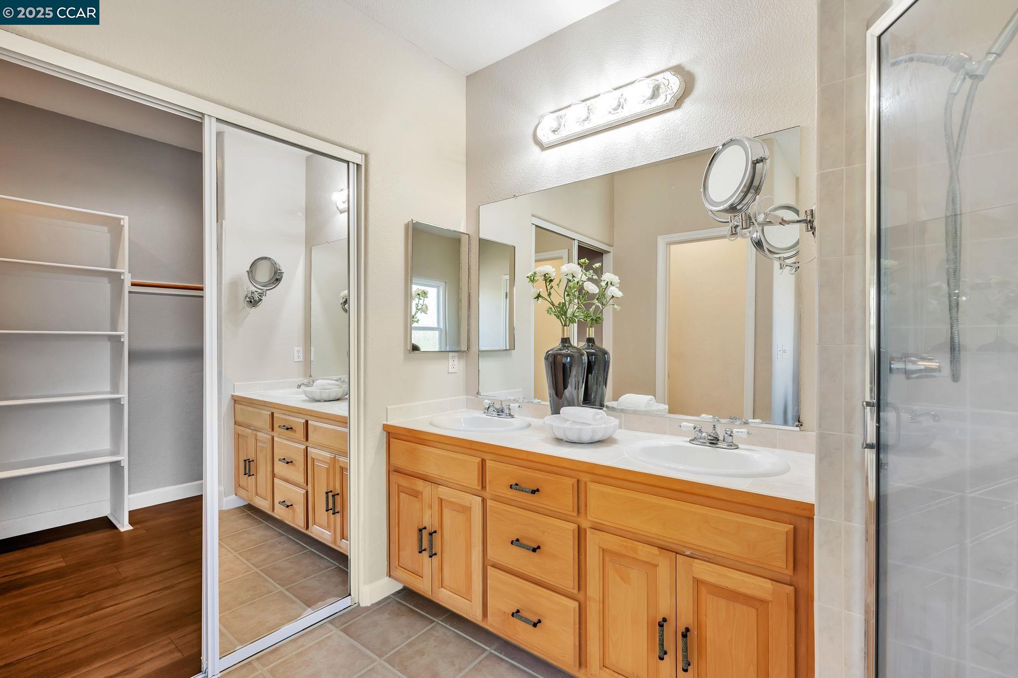 Detail Gallery Image 24 of 50 For 300 Saint Augustine Ct, Benicia,  CA 94510 - 4 Beds | 3 Baths
