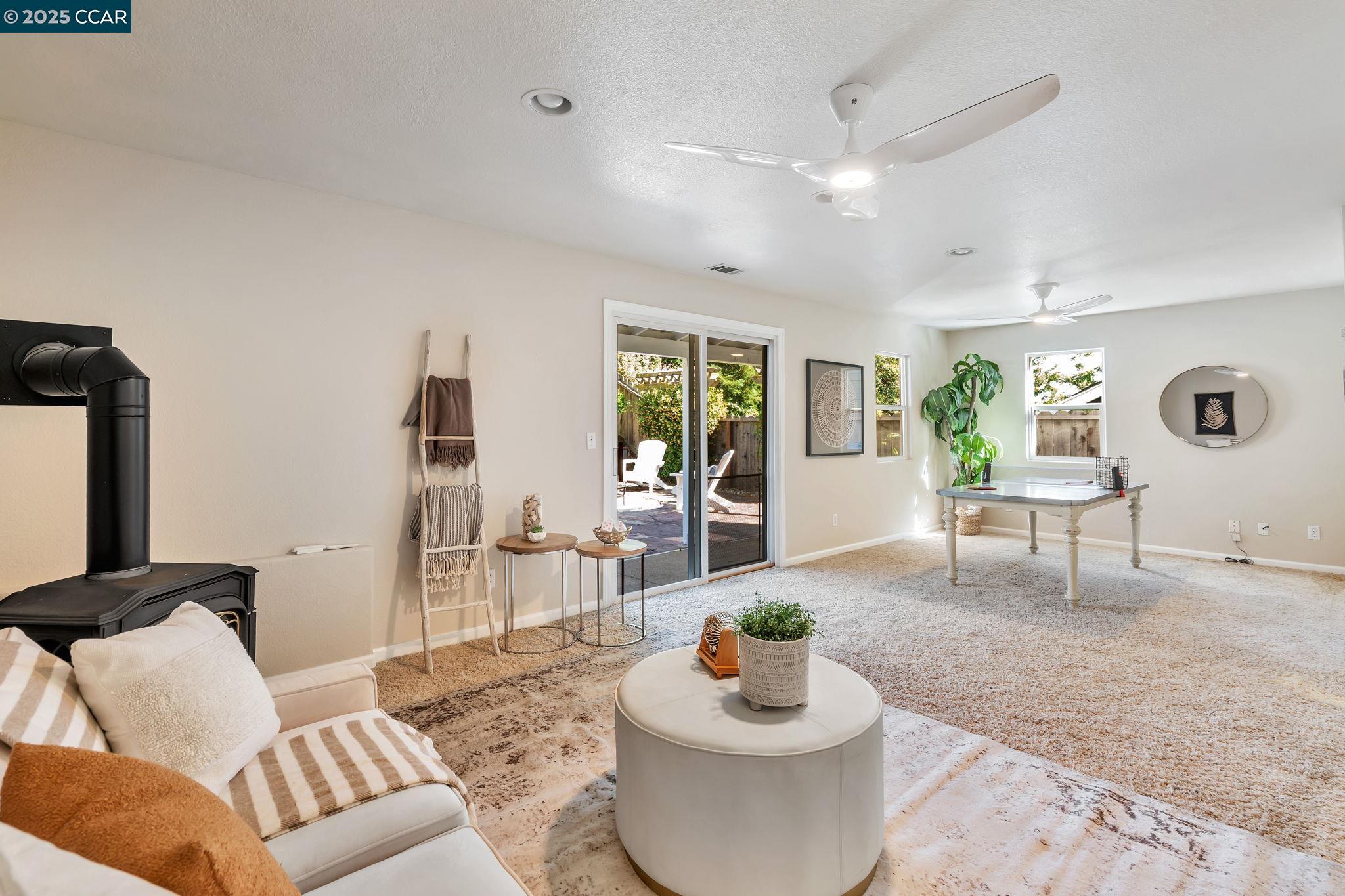 Detail Gallery Image 29 of 50 For 300 Saint Augustine Ct, Benicia,  CA 94510 - 4 Beds | 3 Baths