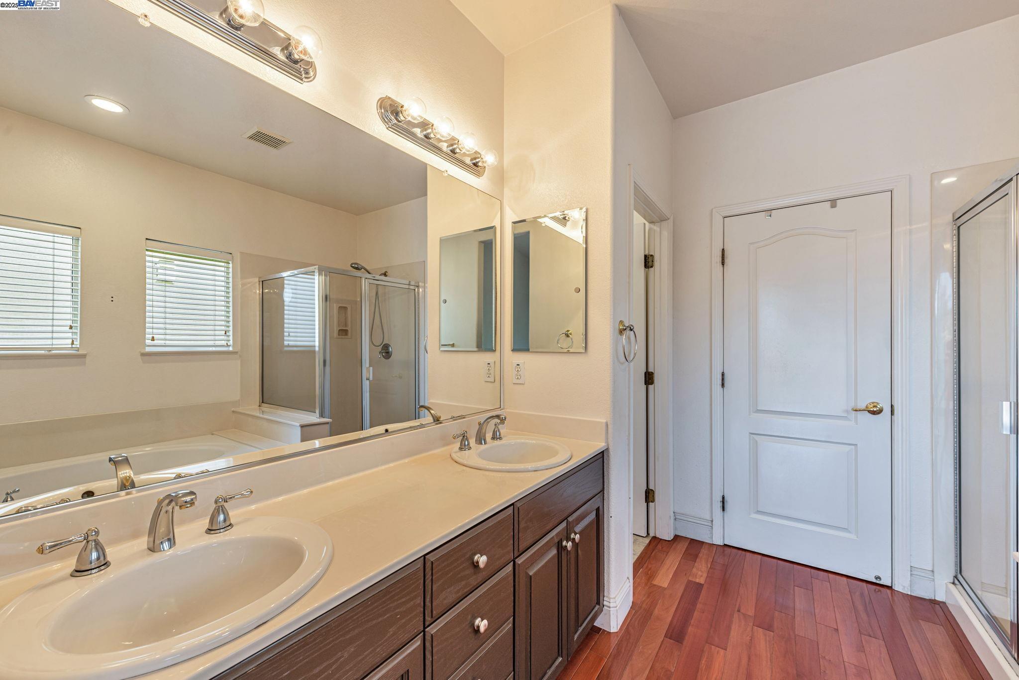 Detail Gallery Image 39 of 58 For 2578 Ridge Crest Ct., Castro Valley,  CA 94546 - 4 Beds | 2/1 Baths