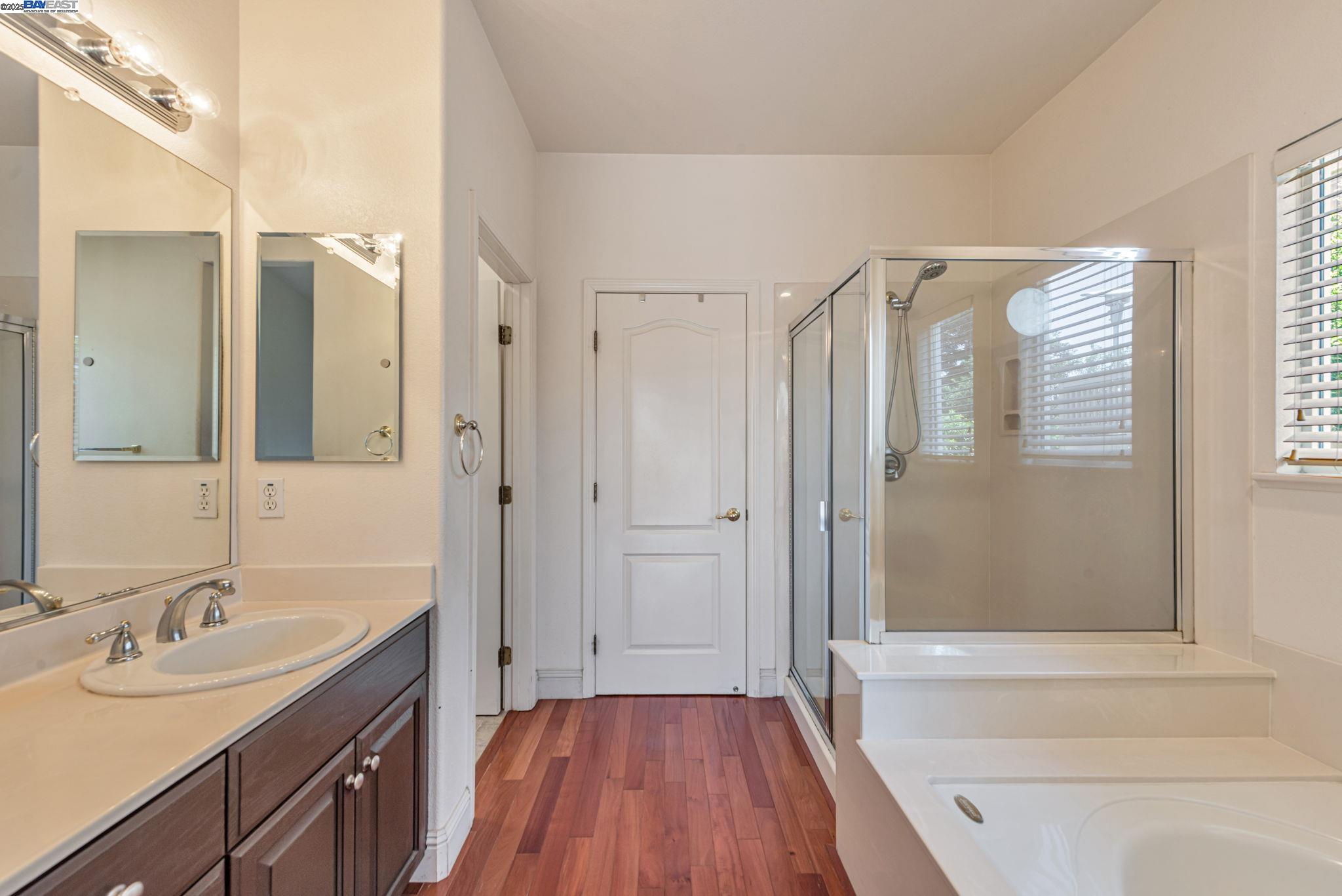 Detail Gallery Image 41 of 58 For 2578 Ridge Crest Ct., Castro Valley,  CA 94546 - 4 Beds | 2/1 Baths