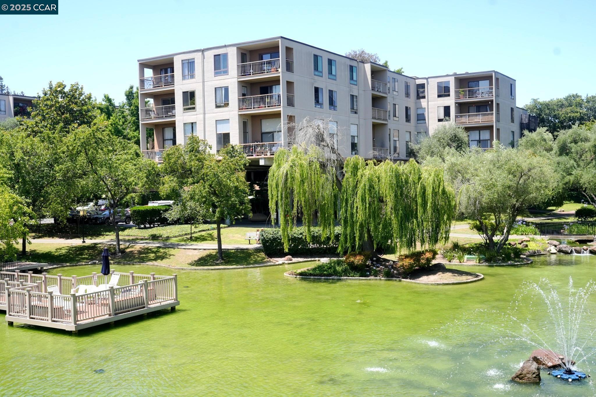 Detail Gallery Image 22 of 47 For 440 N Civic Dr #203,  Walnut Creek,  CA 94596 - 1 Beds | 1 Baths