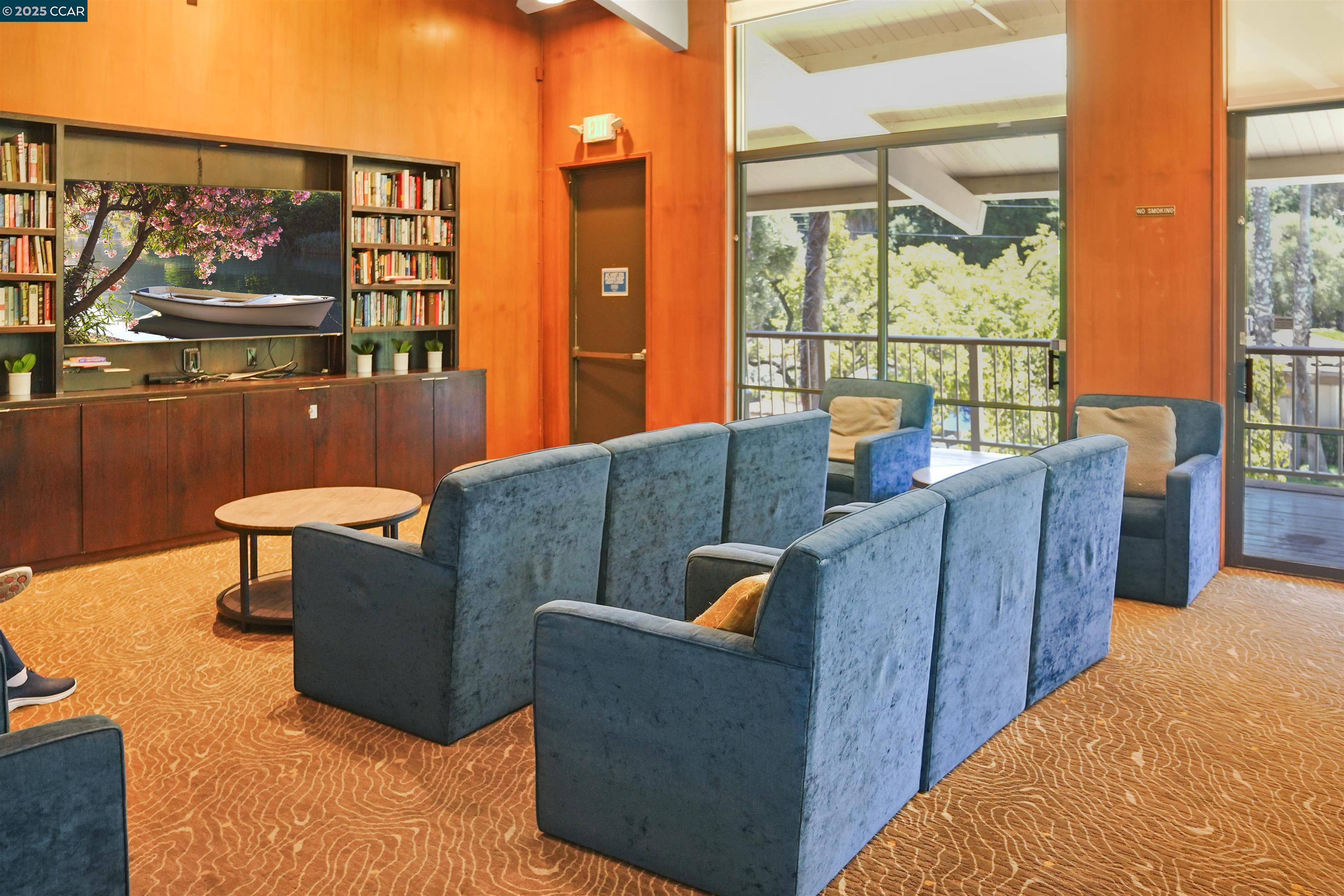 440 N Civic Dr # 203, Walnut Creek, California 94596, 1 Bedroom Bedrooms, 4 Rooms Rooms,1 BathroomBathrooms,Residential,For Sale,440 N Civic Dr # 203,41103395