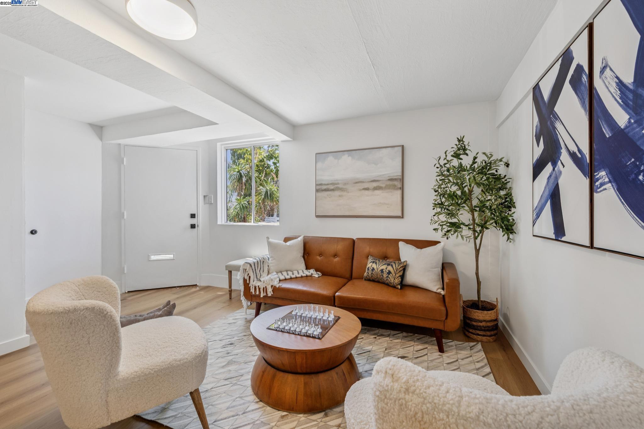 547 Central Ave, Alameda, California 94501, 4 Bedrooms Bedrooms, 6 Rooms Rooms,2 BathroomsBathrooms,Residential,For Sale,547 Central Ave,41103396