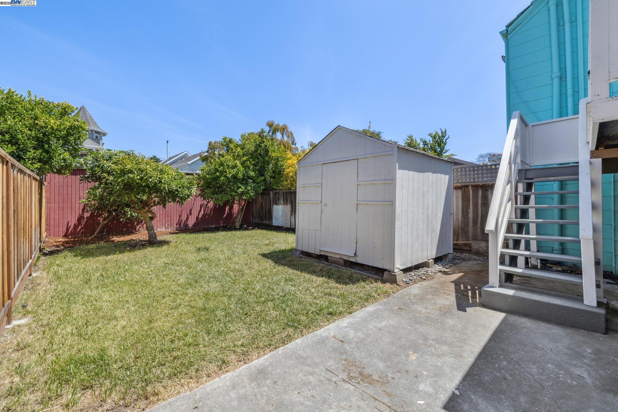 547 Central Ave, Alameda, California 94501, 4 Bedrooms Bedrooms, 6 Rooms Rooms,2 BathroomsBathrooms,Residential,For Sale,547 Central Ave,41103396