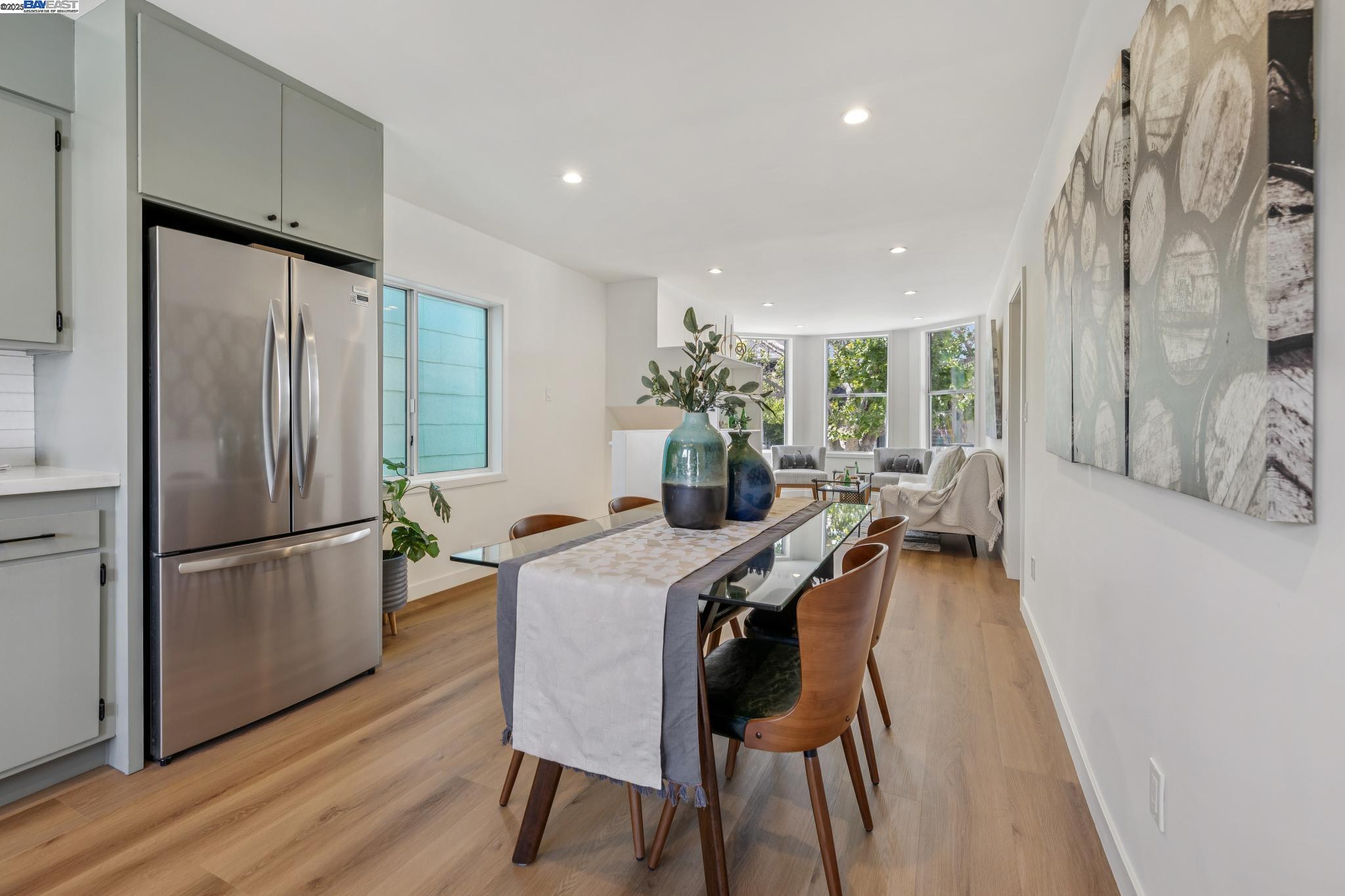 547 Central Ave, Alameda, California 94501, 4 Bedrooms Bedrooms, 6 Rooms Rooms,2 BathroomsBathrooms,Residential,For Sale,547 Central Ave,41103396