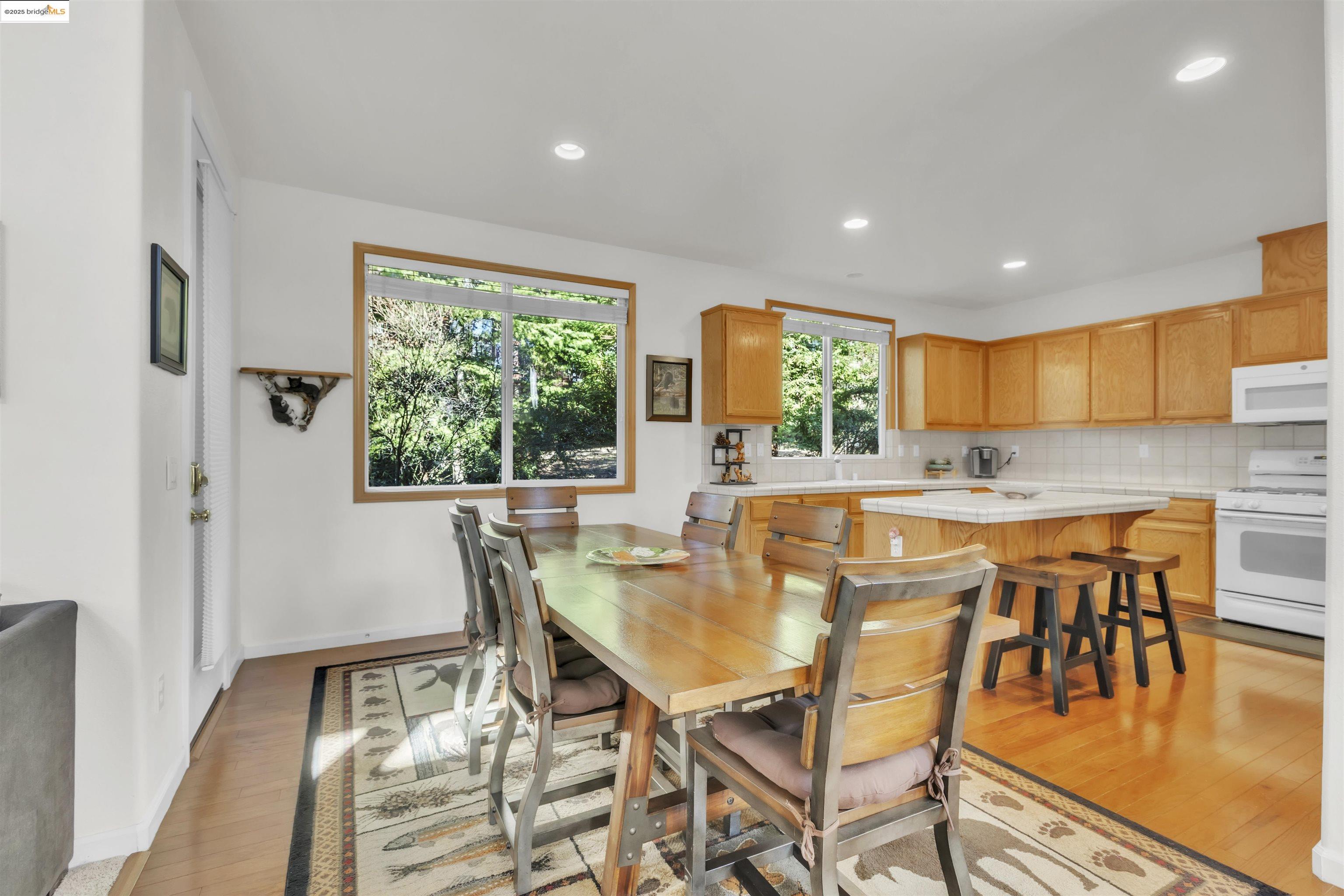 Detail Gallery Image 13 of 52 For 150 Waterwheel Way, Arnold,  CA 95223 - 3 Beds | 2/1 Baths