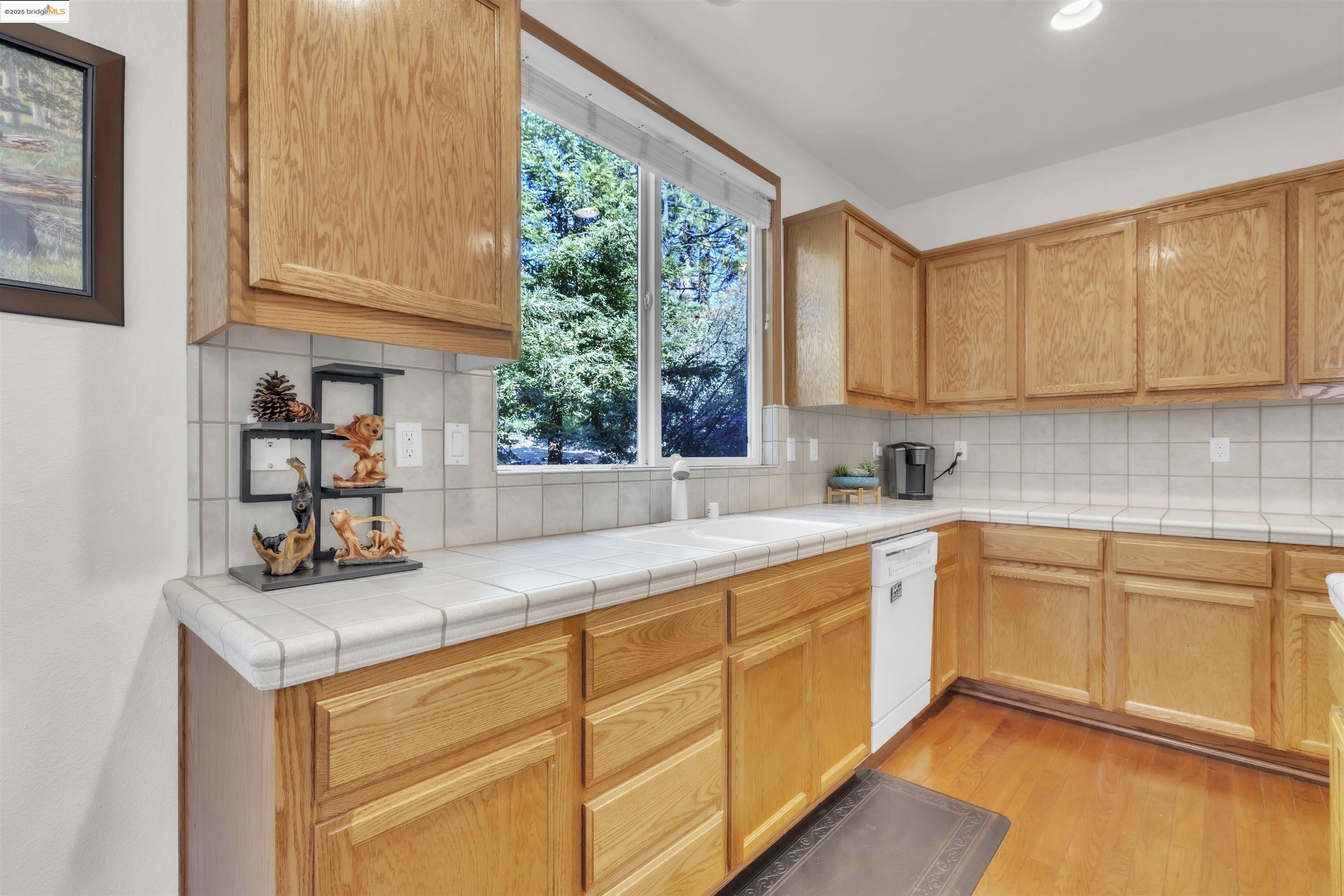 Detail Gallery Image 17 of 52 For 150 Waterwheel Way, Arnold,  CA 95223 - 3 Beds | 2/1 Baths