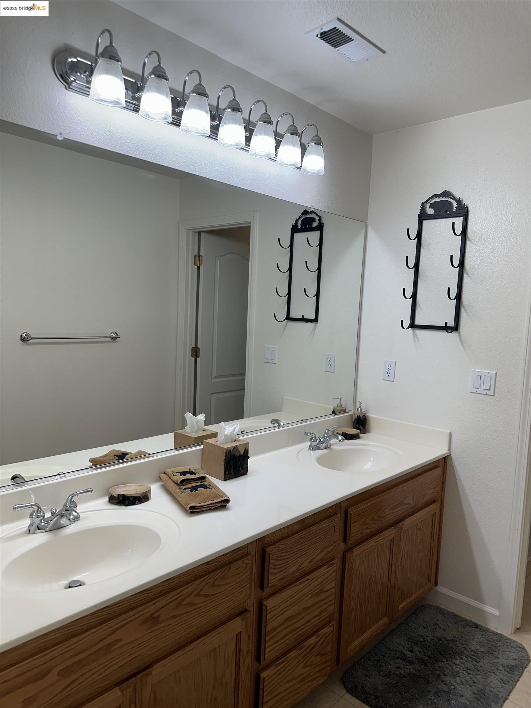 150 Waterwheel Way, Arnold, California 95223, 4 Bedrooms Bedrooms, 7 Rooms Rooms,2 BathroomsBathrooms,Residential,For Sale,150 Waterwheel Way,41103399
