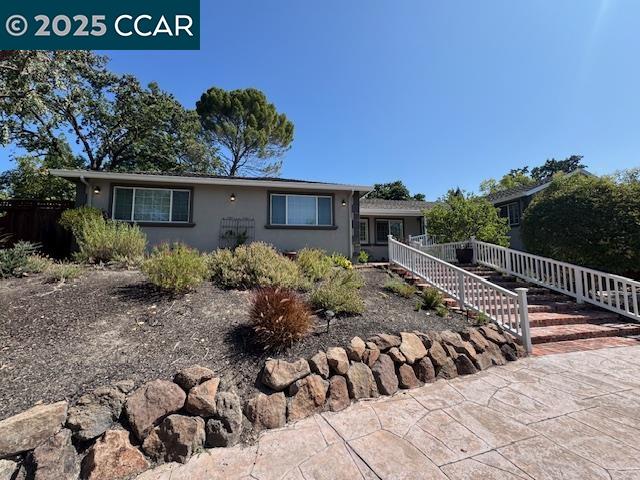 Detail Gallery Image 1 of 32 For 4340 Walnut Blvd, Walnut Creek,  CA 94596 - 3 Beds | 2 Baths