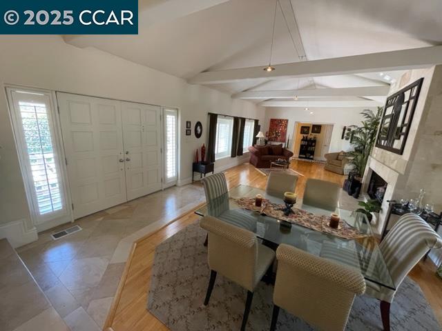Detail Gallery Image 7 of 32 For 4340 Walnut Blvd, Walnut Creek,  CA 94596 - 3 Beds | 2 Baths