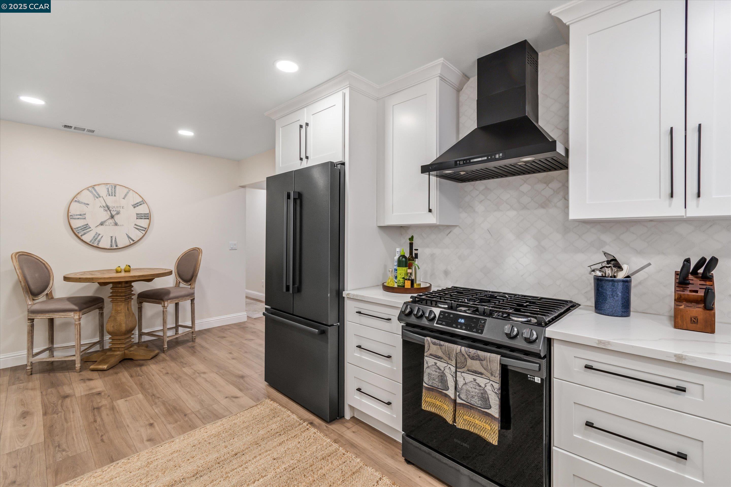3650 Jefferson St, Napa, California 94558, 3 Bedrooms Bedrooms, 6 Rooms Rooms,2 BathroomsBathrooms,Residential,For Sale,3650 Jefferson St,41103401