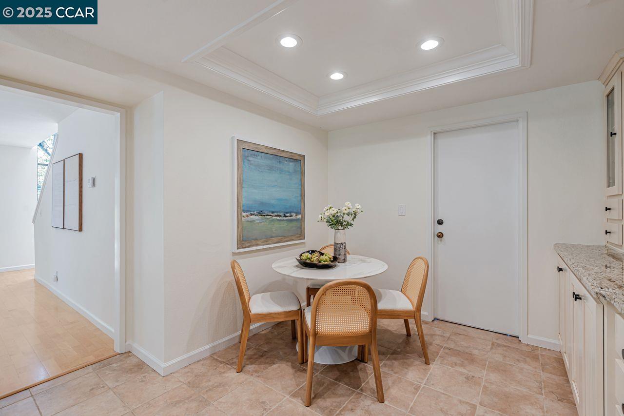Detail Gallery Image 25 of 60 For 568 Monarch Ridge Dr, Walnut Creek,  CA 94597 - 2 Beds | 2/1 Baths