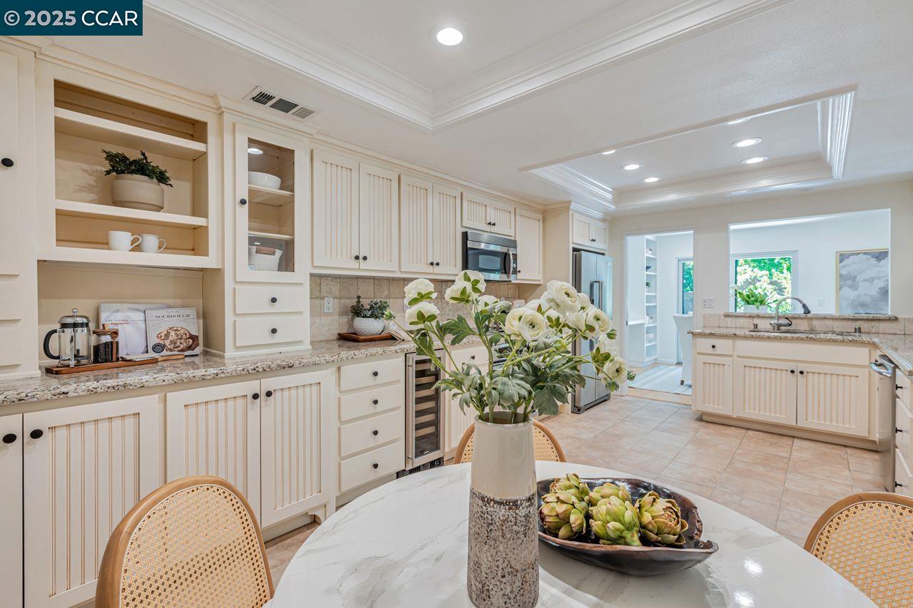 Detail Gallery Image 27 of 60 For 568 Monarch Ridge Dr, Walnut Creek,  CA 94597 - 2 Beds | 2/1 Baths