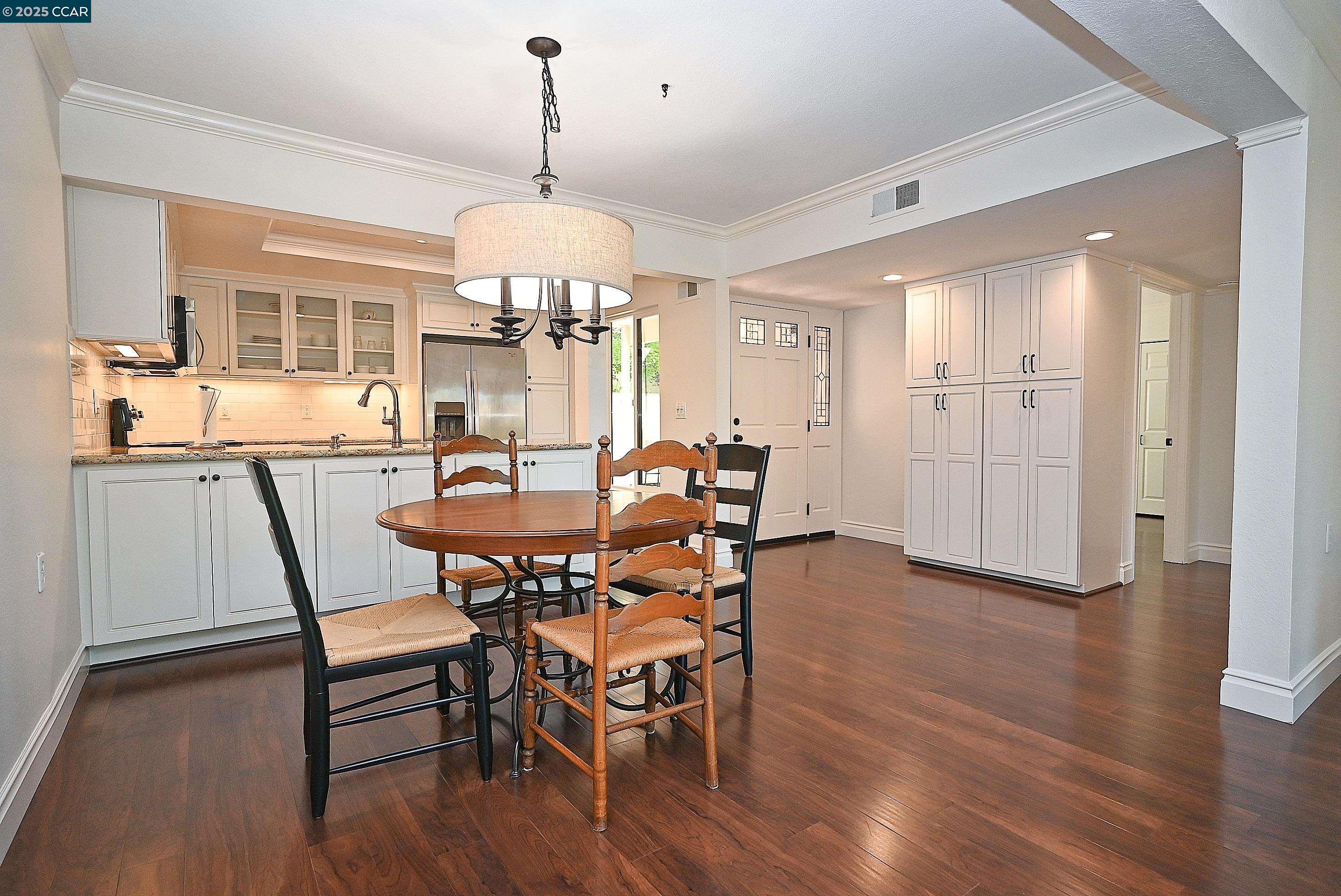 1332 Canyonwood Ct # 2, Walnut Creek, California 94595, 2 Bedrooms Bedrooms, 6 Rooms Rooms,2 BathroomsBathrooms,Residential,For Sale,1332 Canyonwood Ct # 2,41103404