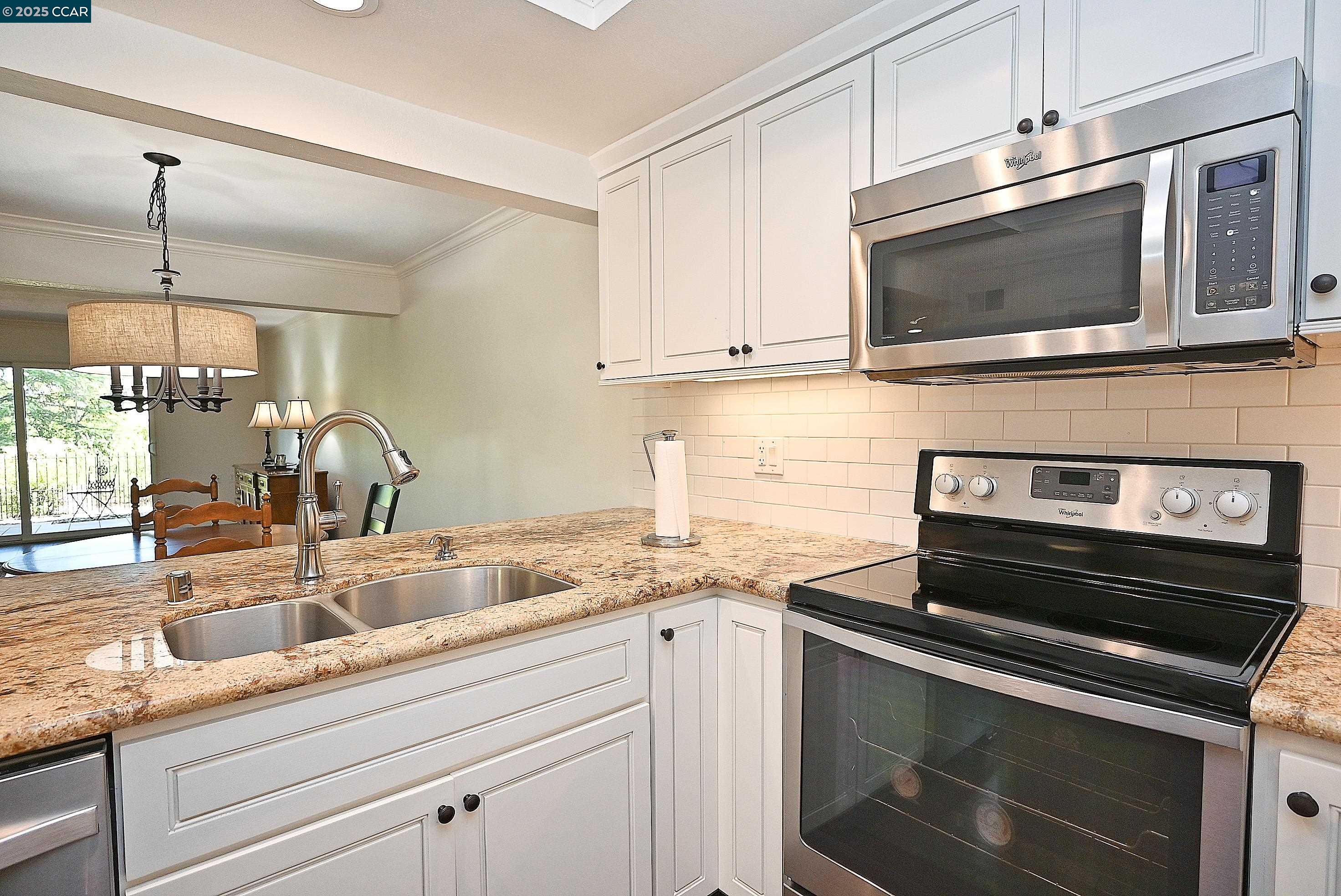 1332 Canyonwood Ct # 2, Walnut Creek, California 94595, 2 Bedrooms Bedrooms, 6 Rooms Rooms,2 BathroomsBathrooms,Residential,For Sale,1332 Canyonwood Ct # 2,41103404