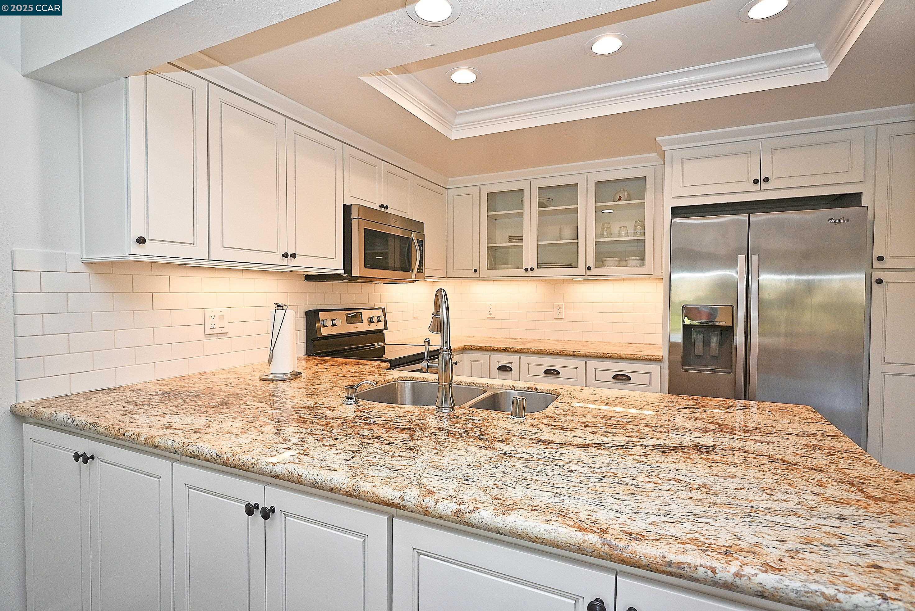 1332 Canyonwood Ct # 2, Walnut Creek, California 94595, 2 Bedrooms Bedrooms, 6 Rooms Rooms,2 BathroomsBathrooms,Residential,For Sale,1332 Canyonwood Ct # 2,41103404