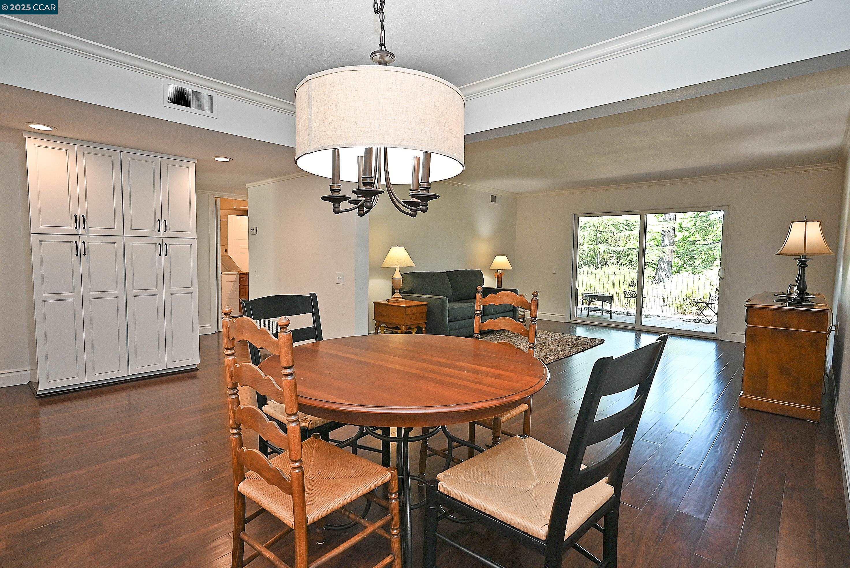 1332 Canyonwood Ct # 2, Walnut Creek, California 94595, 2 Bedrooms Bedrooms, 6 Rooms Rooms,2 BathroomsBathrooms,Residential,For Sale,1332 Canyonwood Ct # 2,41103404