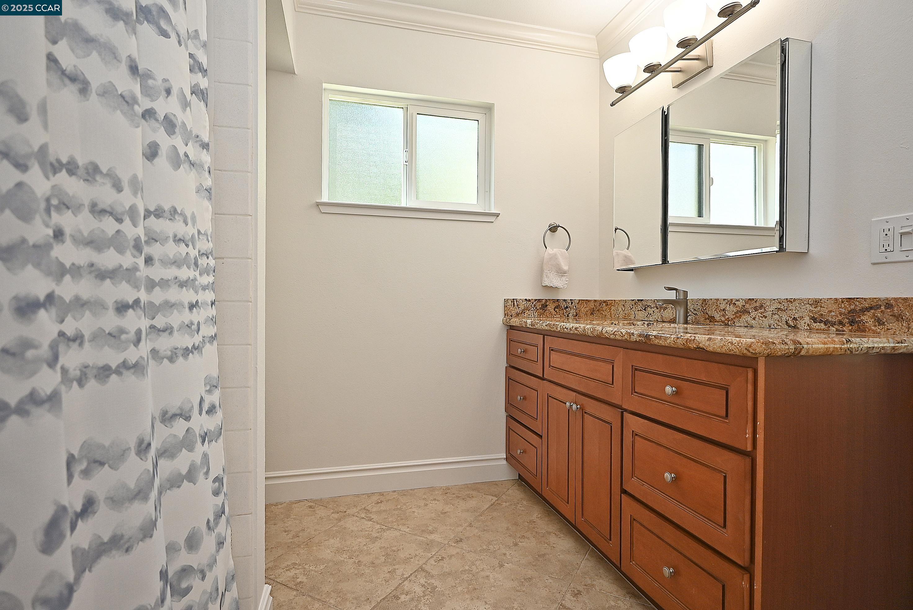 1332 Canyonwood Ct # 2, Walnut Creek, California 94595, 2 Bedrooms Bedrooms, 6 Rooms Rooms,2 BathroomsBathrooms,Residential,For Sale,1332 Canyonwood Ct # 2,41103404