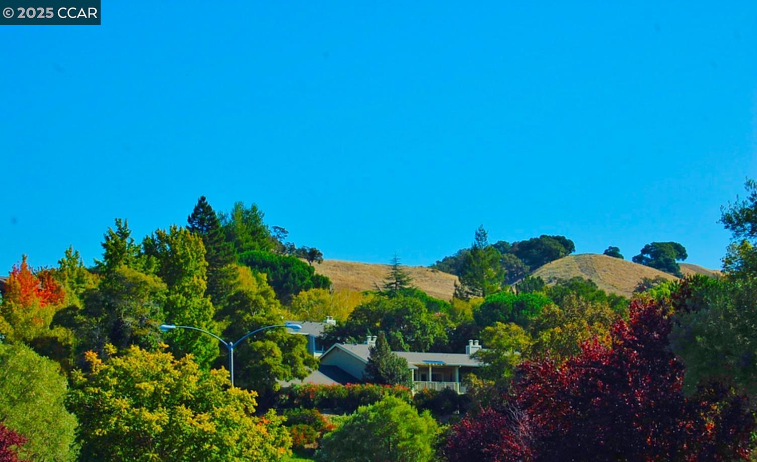 1332 Canyonwood Ct # 2, Walnut Creek, California 94595, 2 Bedrooms Bedrooms, 6 Rooms Rooms,2 BathroomsBathrooms,Residential,For Sale,1332 Canyonwood Ct # 2,41103404