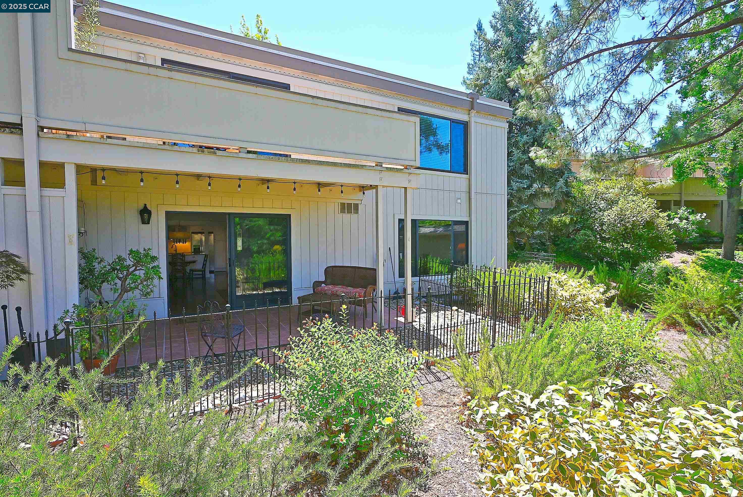 1332 Canyonwood Ct # 2, Walnut Creek, California 94595, 2 Bedrooms Bedrooms, 6 Rooms Rooms,2 BathroomsBathrooms,Residential,For Sale,1332 Canyonwood Ct # 2,41103404