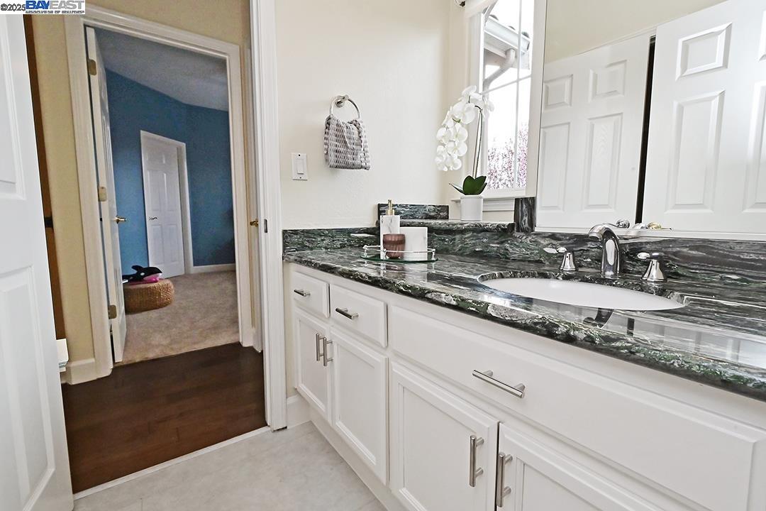 10 Almond Orchard Ln, San Ramon, California 94583, 4 Bedrooms Bedrooms, 7 Rooms Rooms,2 BathroomsBathrooms,Residential,For Sale,10 Almond Orchard Ln,41103405