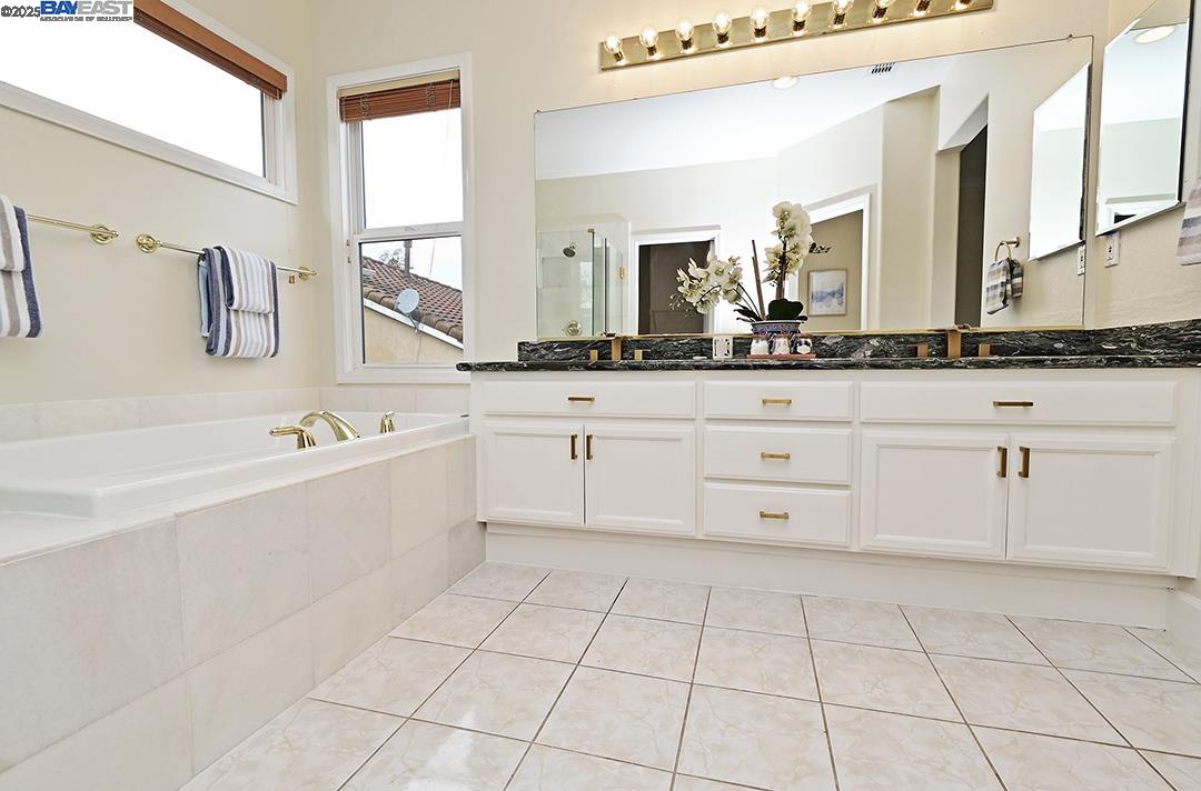 10 Almond Orchard Ln, San Ramon, California 94583, 4 Bedrooms Bedrooms, 7 Rooms Rooms,2 BathroomsBathrooms,Residential,For Sale,10 Almond Orchard Ln,41103405