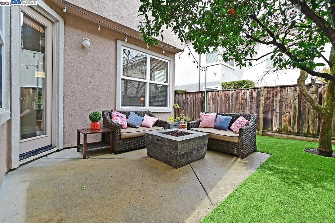 10 Almond Orchard Ln, San Ramon, California 94583, 4 Bedrooms Bedrooms, 7 Rooms Rooms,2 BathroomsBathrooms,Residential,For Sale,10 Almond Orchard Ln,41103405