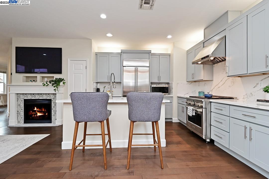 10 Almond Orchard Ln, San Ramon, California 94583, 4 Bedrooms Bedrooms, 7 Rooms Rooms,2 BathroomsBathrooms,Residential,For Sale,10 Almond Orchard Ln,41103405