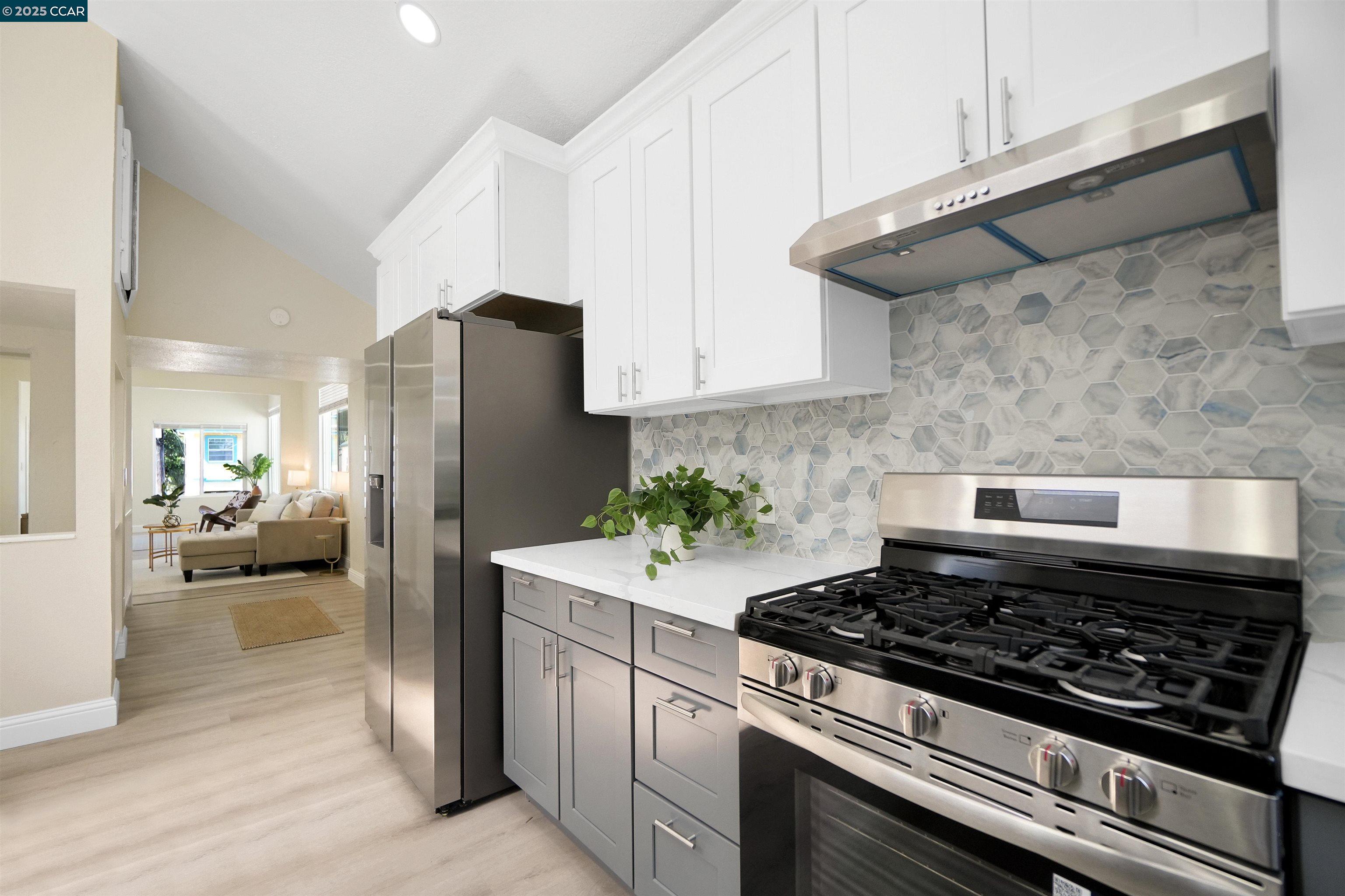 767 47Th St, Oakland, California 94609, 4 Bedrooms Bedrooms, 5 Rooms Rooms,3 BathroomsBathrooms,Residential,For Sale,767 47Th St,41103406