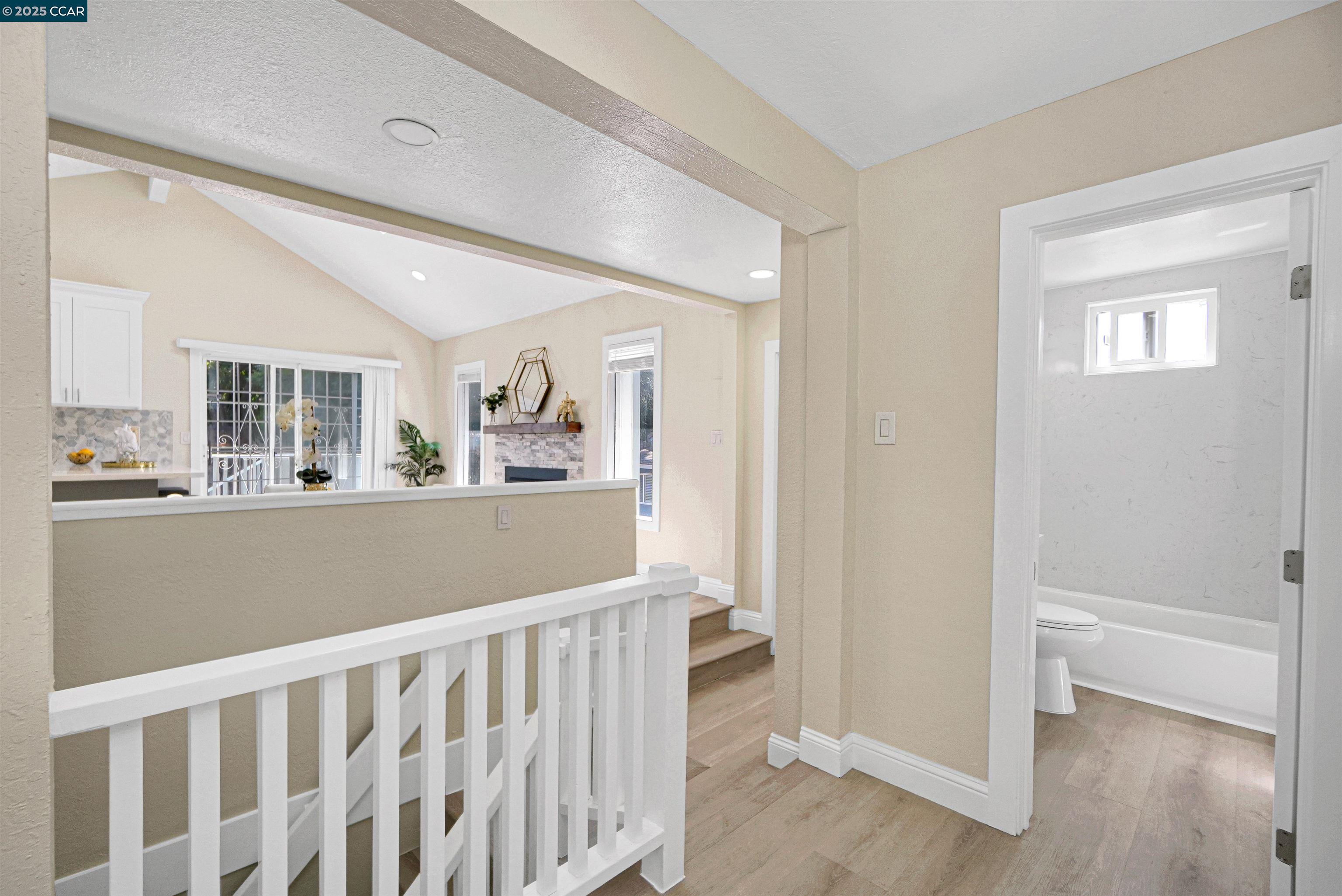 767 47Th St, Oakland, California 94609, 4 Bedrooms Bedrooms, 5 Rooms Rooms,3 BathroomsBathrooms,Residential,For Sale,767 47Th St,41103406